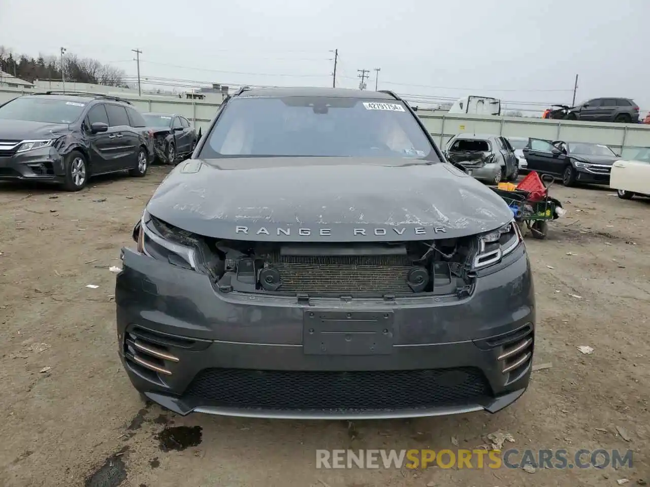 5 Photograph of a damaged car SALYK2EX5LA245690 LAND ROVER RANGEROVER 2020