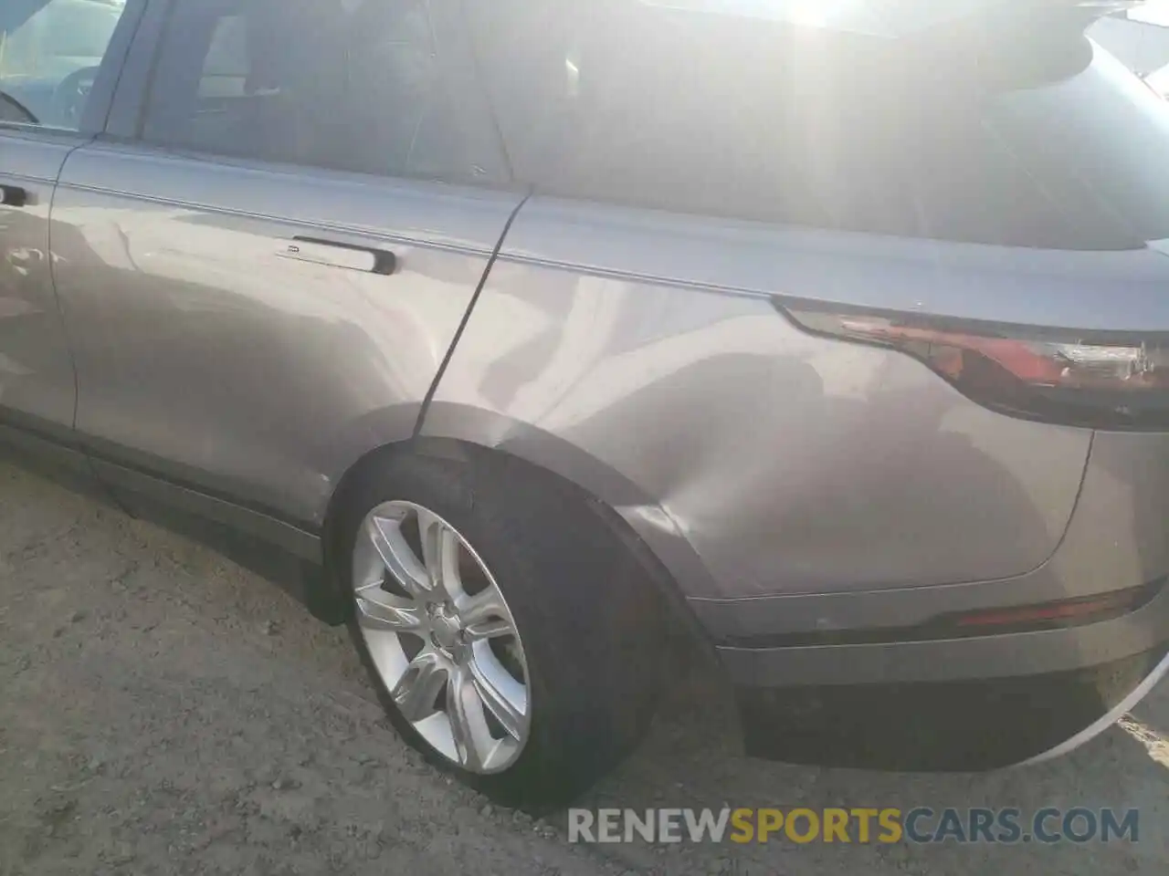 9 Photograph of a damaged car SALYK2EX5LA259377 LAND ROVER RANGEROVER 2020