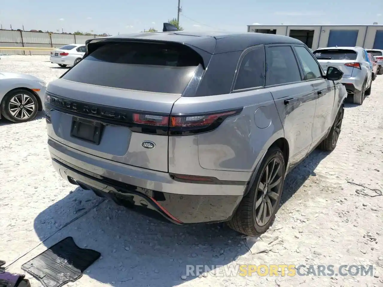 4 Photograph of a damaged car SALYK2EX5LA266751 LAND ROVER RANGEROVER 2020