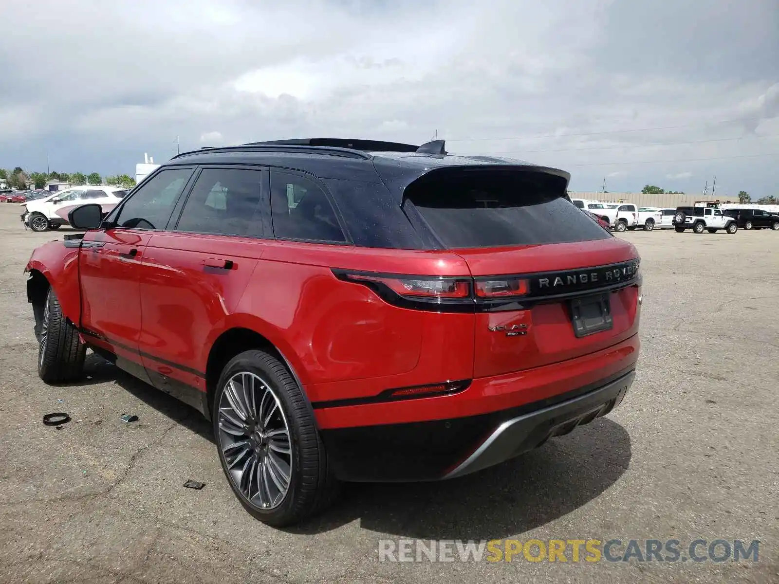 3 Photograph of a damaged car SALYK2EX5LA268743 LAND ROVER RANGEROVER 2020