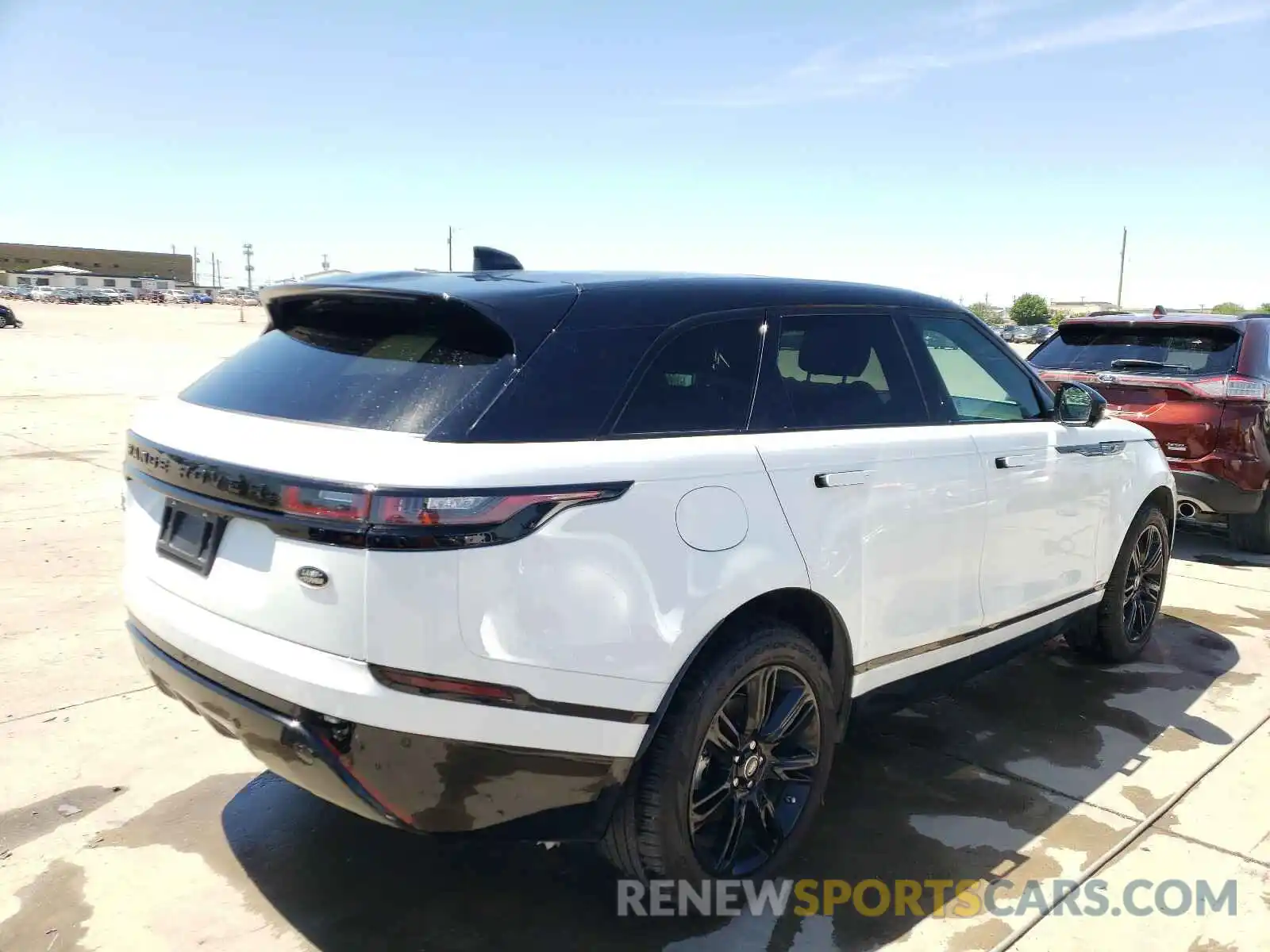 4 Photograph of a damaged car SALYK2EX6LA271151 LAND ROVER RANGEROVER 2020