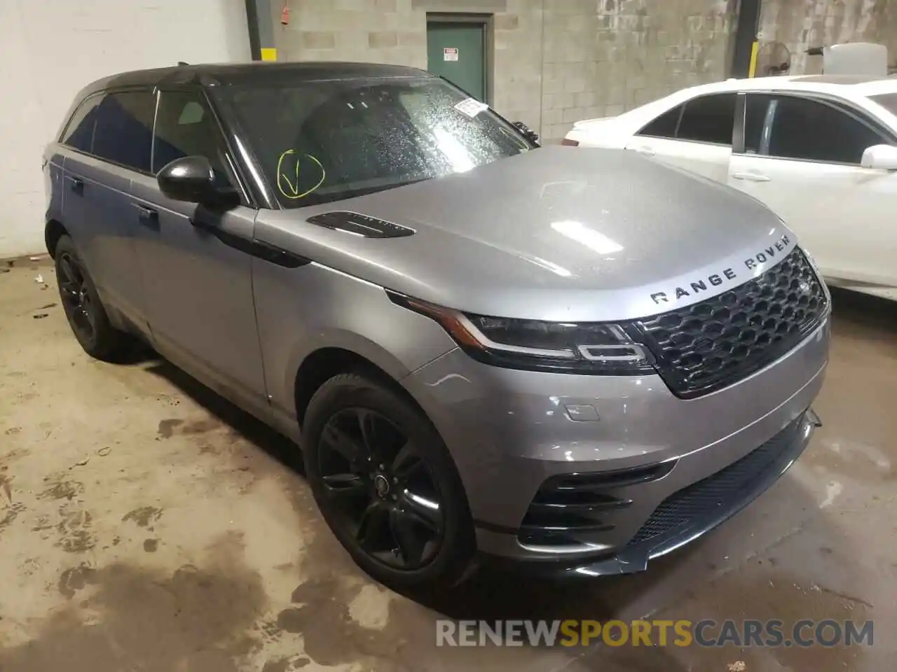 1 Photograph of a damaged car SALYK2EX6LA295725 LAND ROVER RANGEROVER 2020