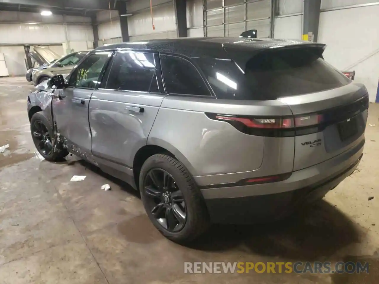 3 Photograph of a damaged car SALYK2EX6LA295725 LAND ROVER RANGEROVER 2020