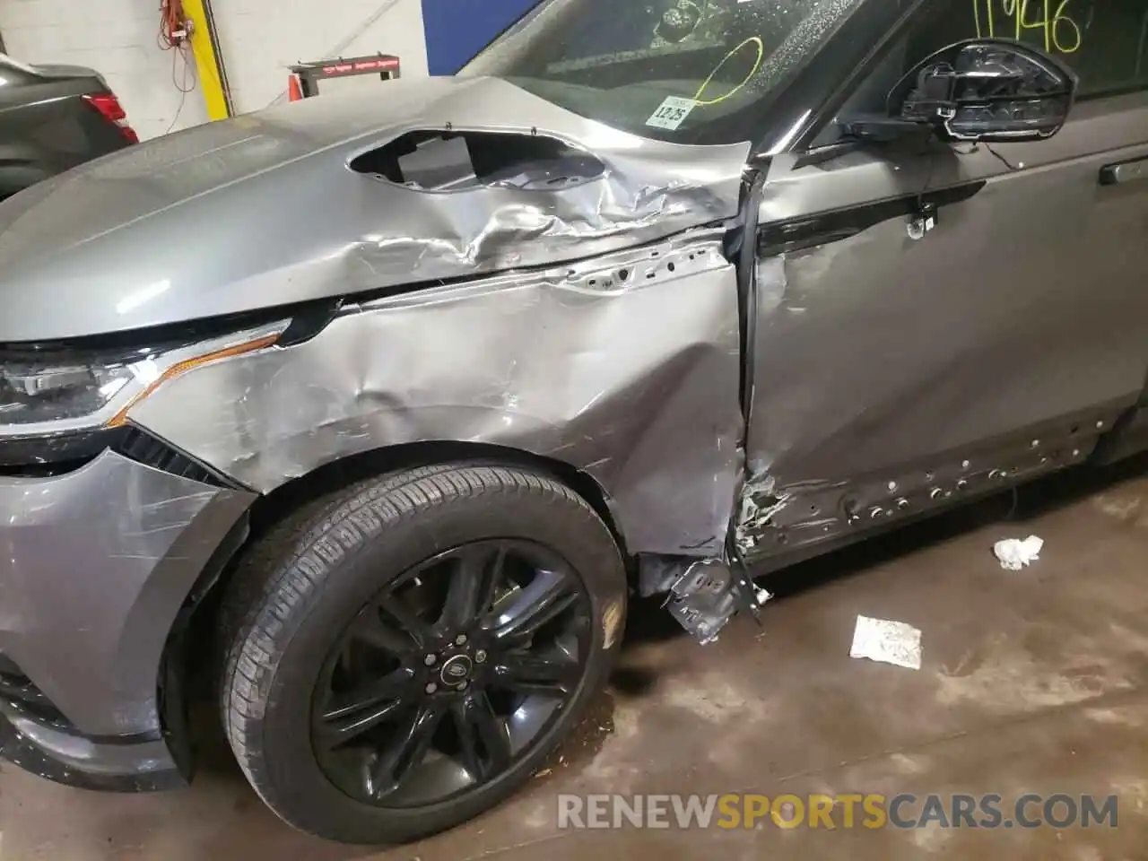 9 Photograph of a damaged car SALYK2EX6LA295725 LAND ROVER RANGEROVER 2020