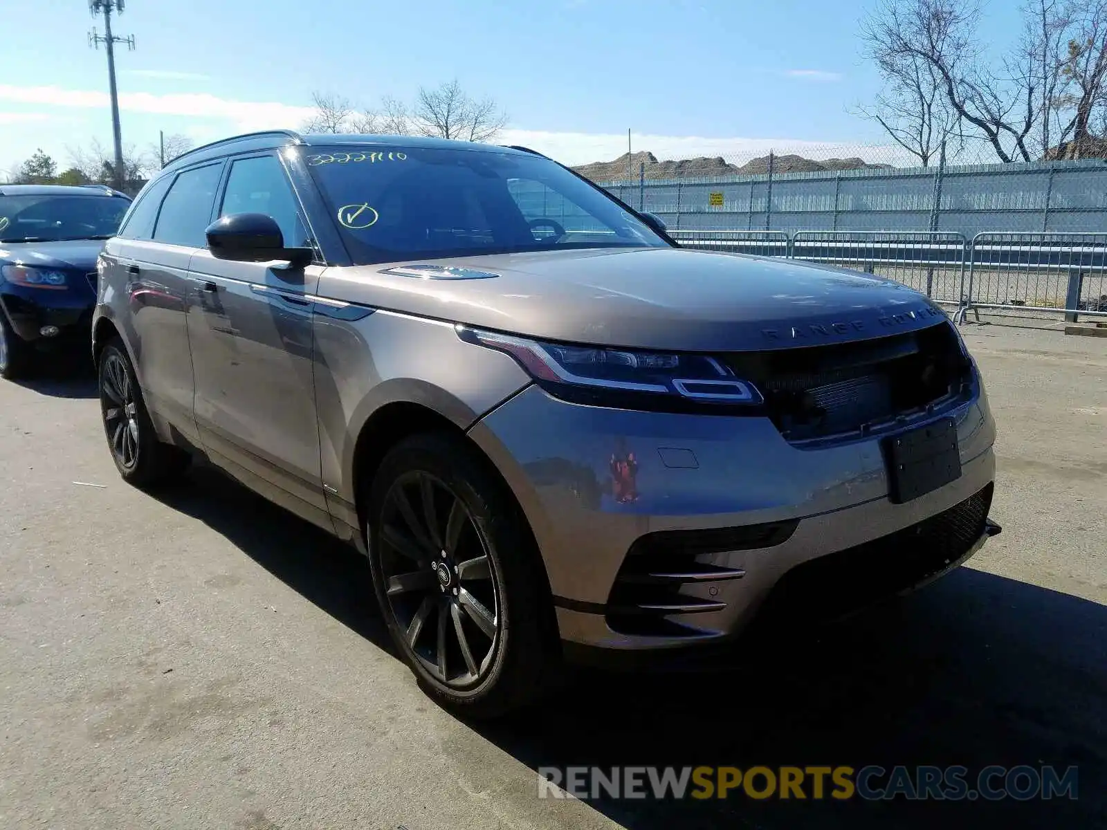 1 Photograph of a damaged car SALYK2EX7LA239597 LAND ROVER RANGEROVER 2020