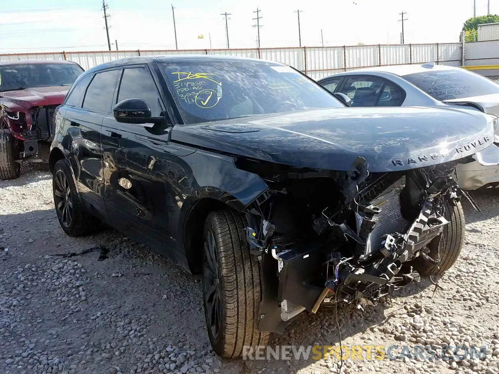 1 Photograph of a damaged car SALYK2EX7LA240782 LAND ROVER RANGEROVER 2020