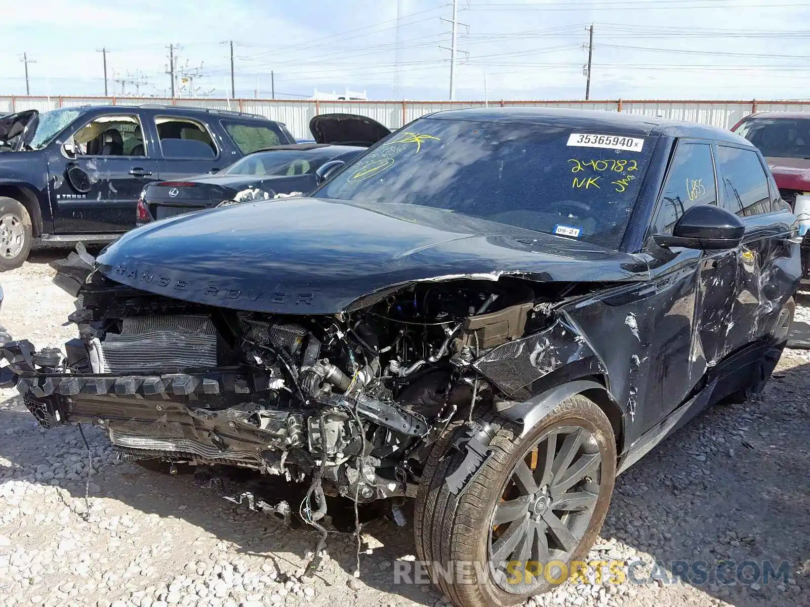 2 Photograph of a damaged car SALYK2EX7LA240782 LAND ROVER RANGEROVER 2020