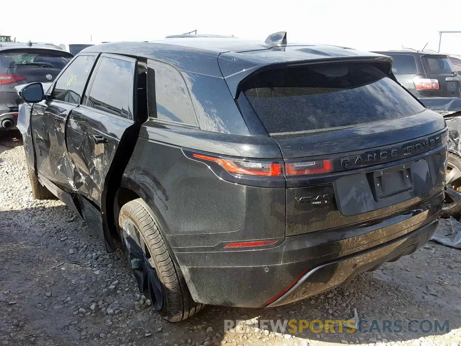 3 Photograph of a damaged car SALYK2EX7LA240782 LAND ROVER RANGEROVER 2020