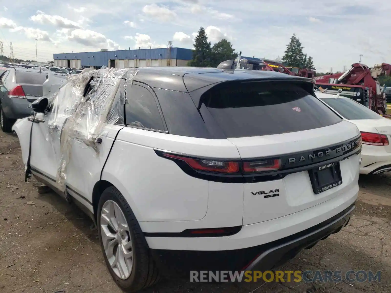 3 Photograph of a damaged car SALYK2EX7LA249434 LAND ROVER RANGEROVER 2020