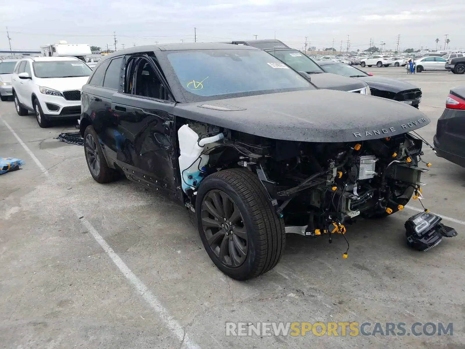 1 Photograph of a damaged car SALYK2EX7LA292686 LAND ROVER RANGEROVER 2020