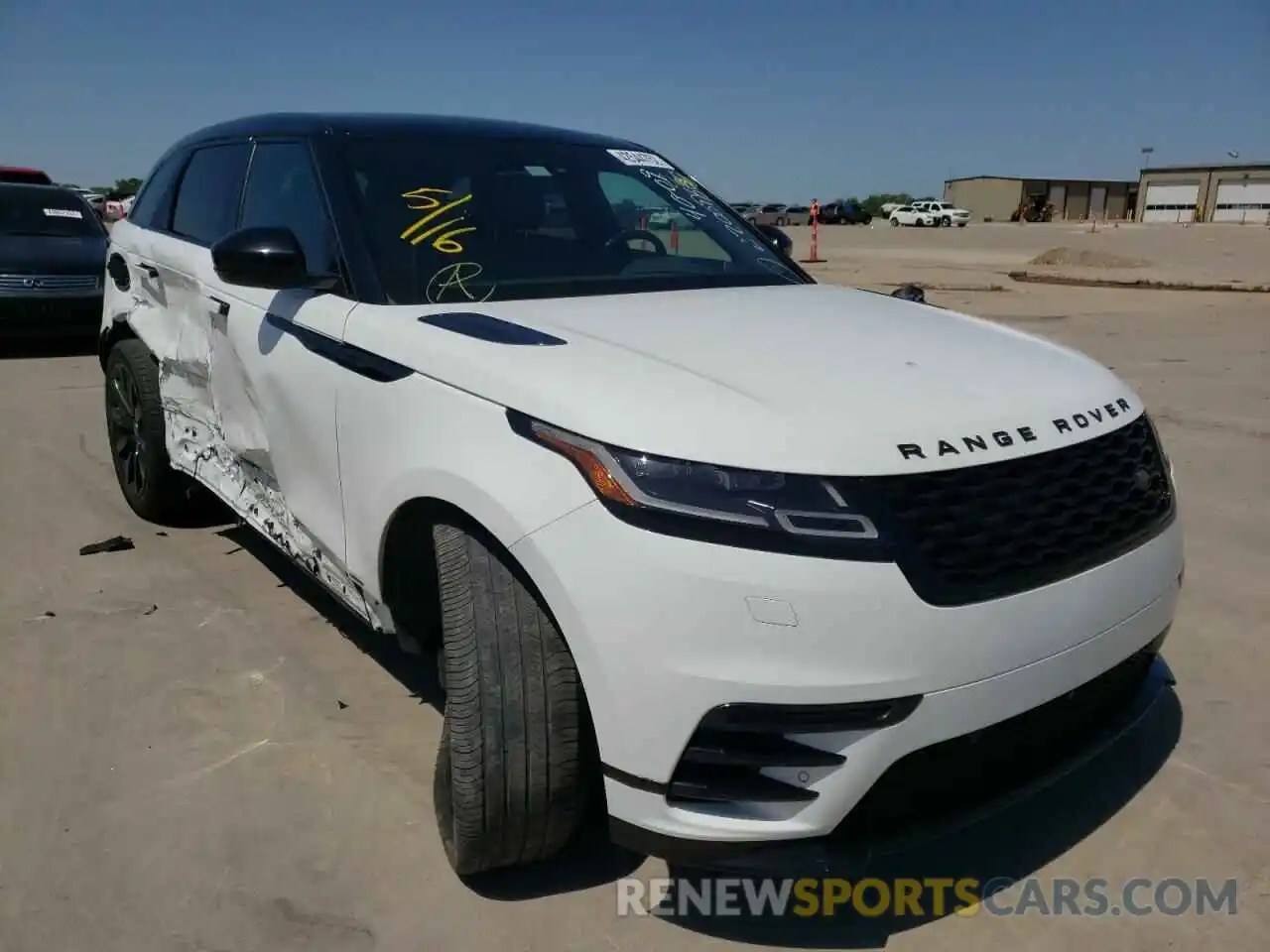 1 Photograph of a damaged car SALYK2EX8LA267490 LAND ROVER RANGEROVER 2020