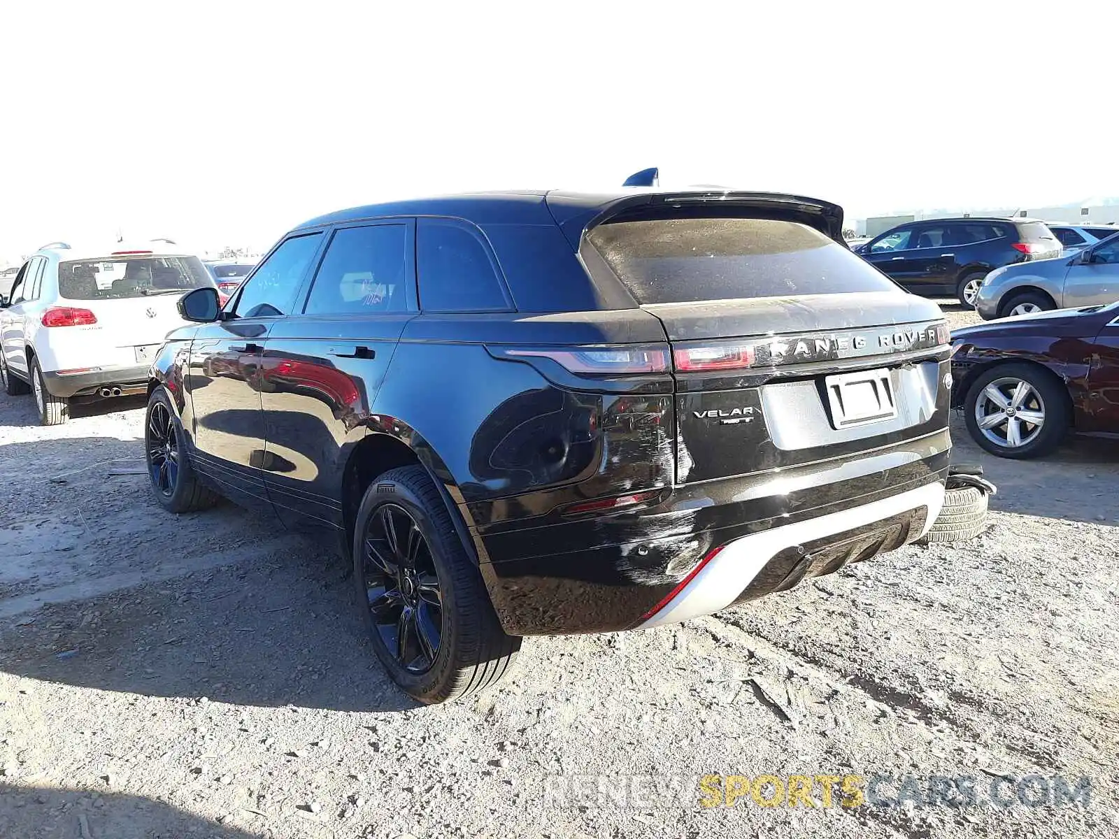 3 Photograph of a damaged car SALYK2EX8LA269157 LAND ROVER RANGEROVER 2020