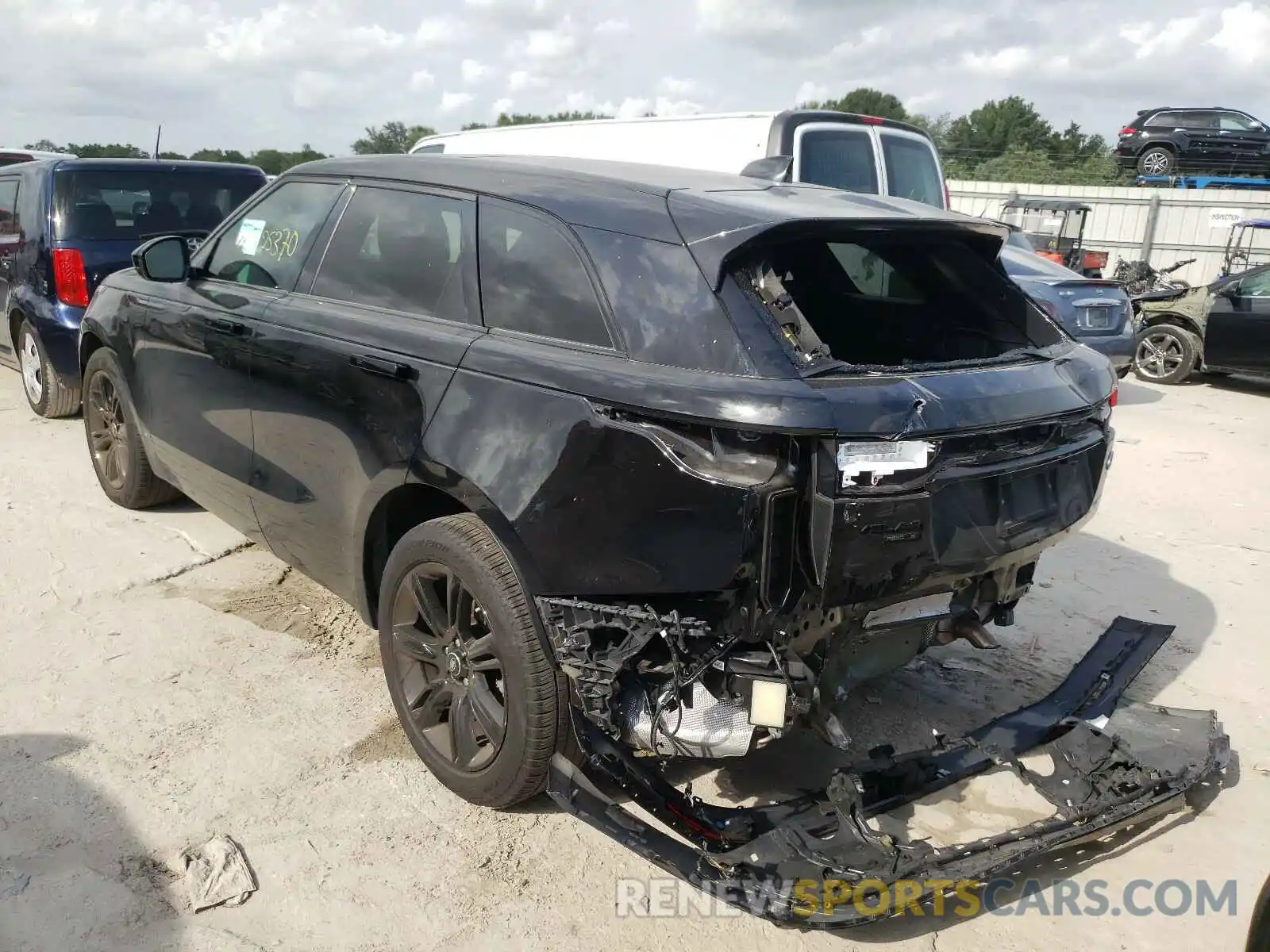 3 Photograph of a damaged car SALYK2EX8LA277887 LAND ROVER RANGEROVER 2020