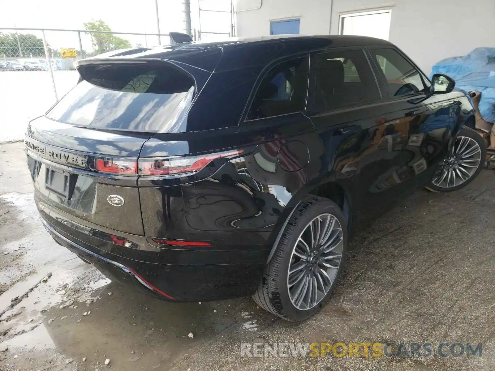 4 Photograph of a damaged car SALYK2EX9LA242971 LAND ROVER RANGEROVER 2020