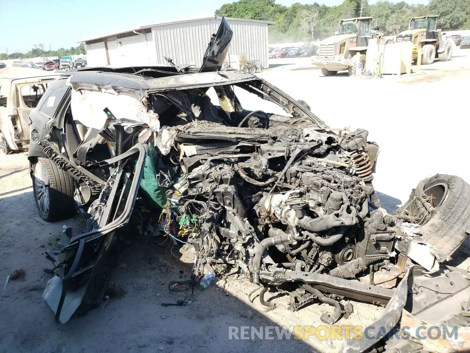 1 Photograph of a damaged car SALYK2EX9LA251072 LAND ROVER RANGEROVER 2020