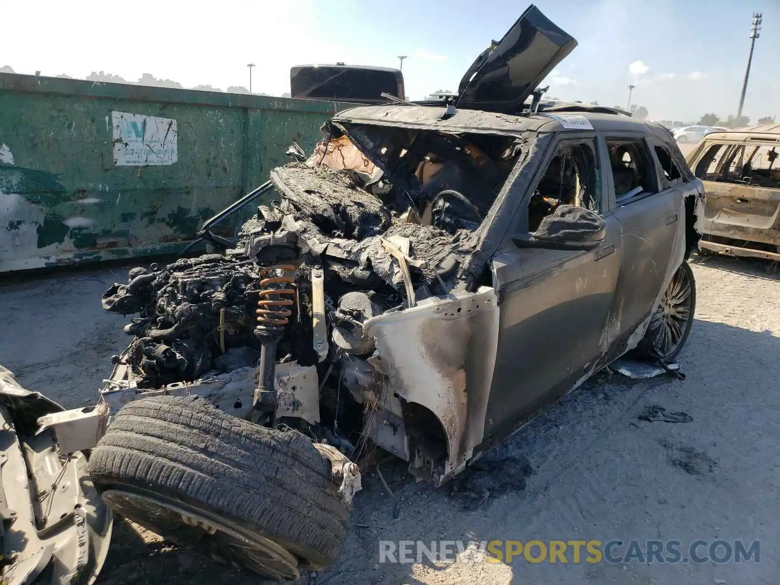 2 Photograph of a damaged car SALYK2EX9LA251072 LAND ROVER RANGEROVER 2020