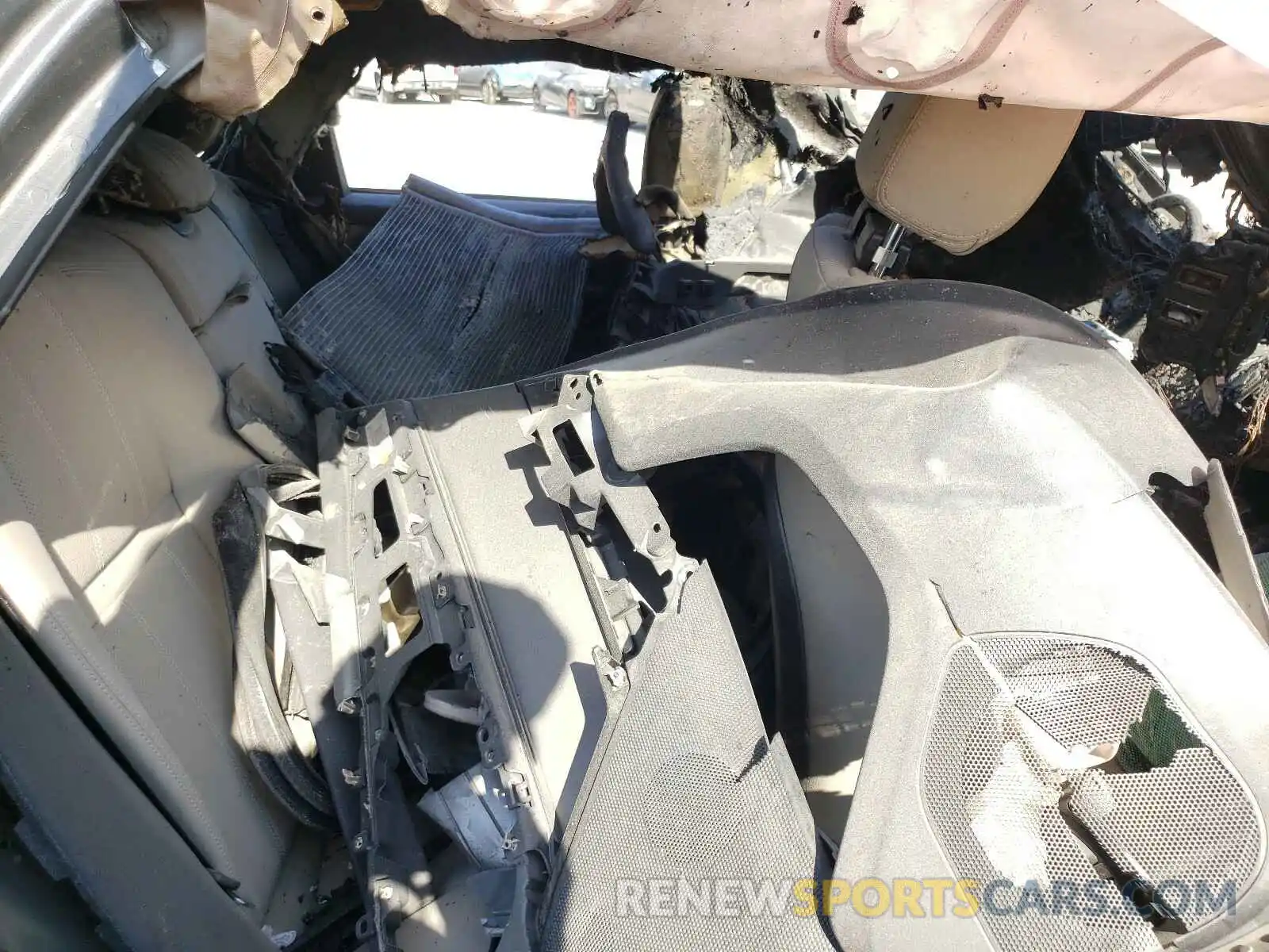 6 Photograph of a damaged car SALYK2EX9LA251072 LAND ROVER RANGEROVER 2020