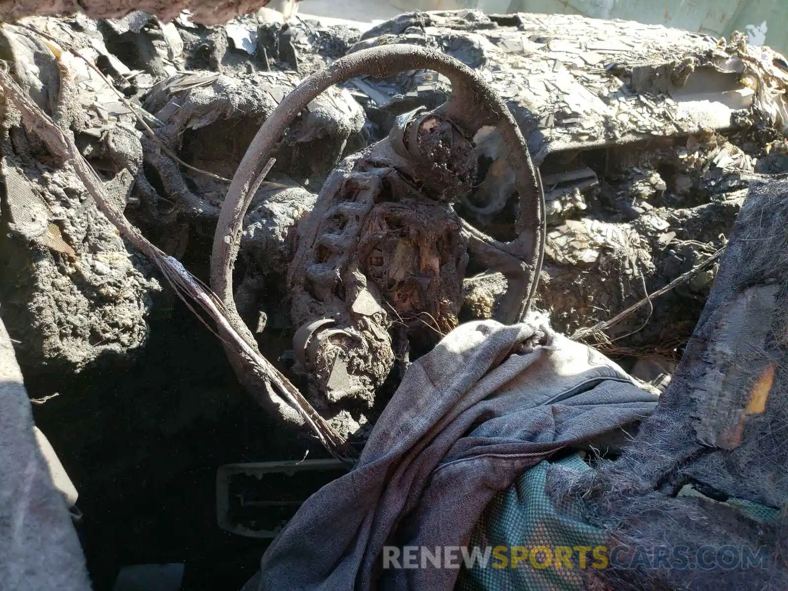 8 Photograph of a damaged car SALYK2EX9LA251072 LAND ROVER RANGEROVER 2020