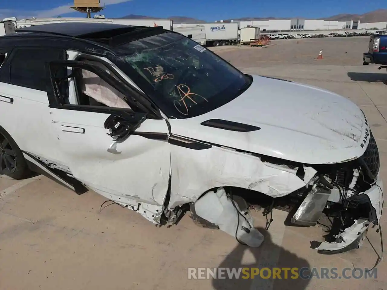 9 Photograph of a damaged car SALYK2EX9LA262041 LAND ROVER RANGEROVER 2020