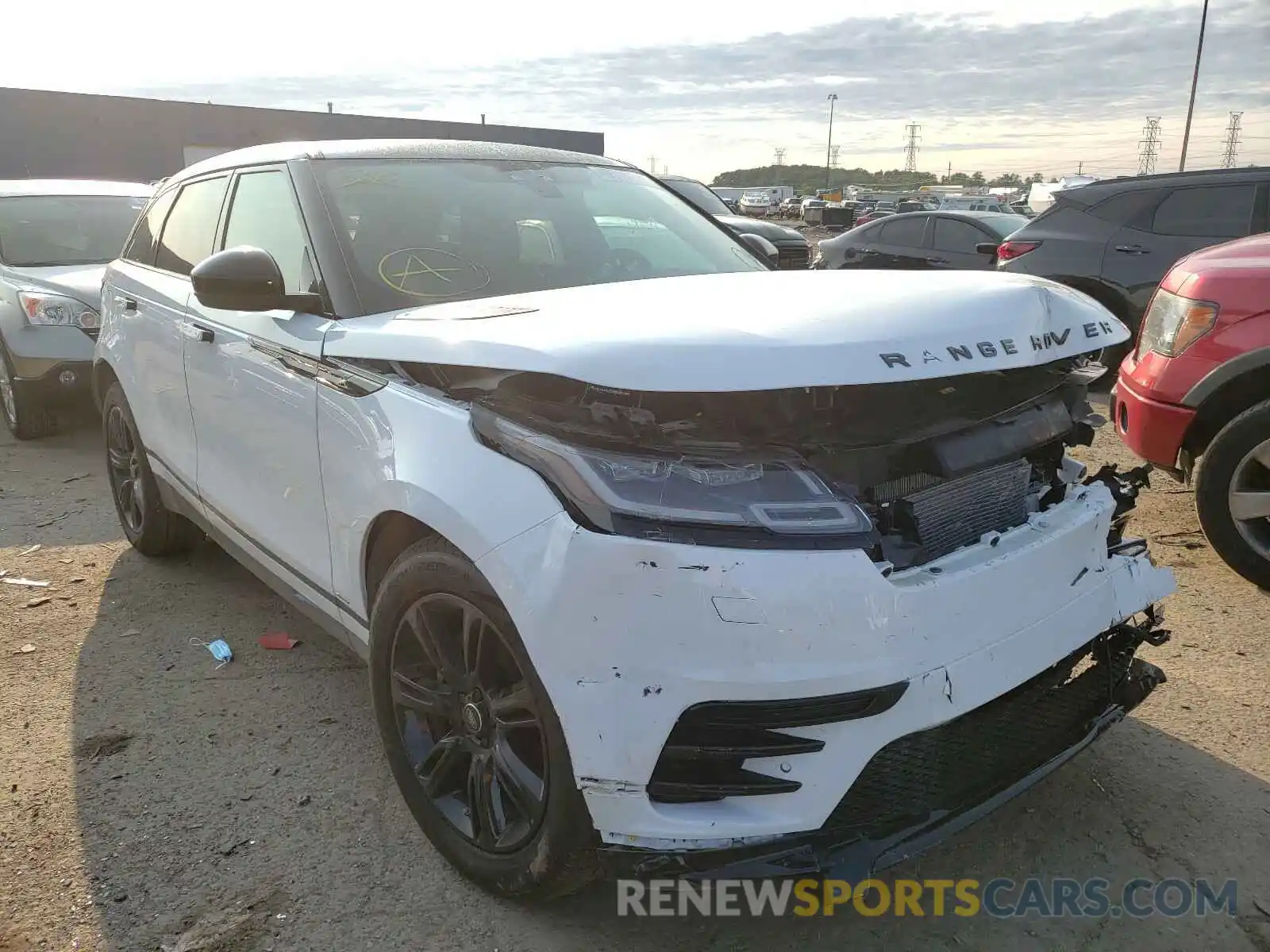 1 Photograph of a damaged car SALYK2EX9LA275906 LAND ROVER RANGEROVER 2020