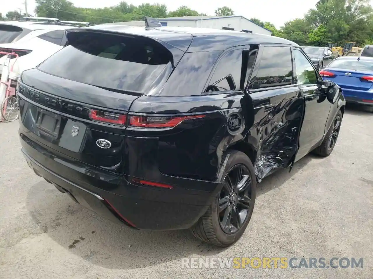 4 Photograph of a damaged car SALYK2EX9LA292625 LAND ROVER RANGEROVER 2020