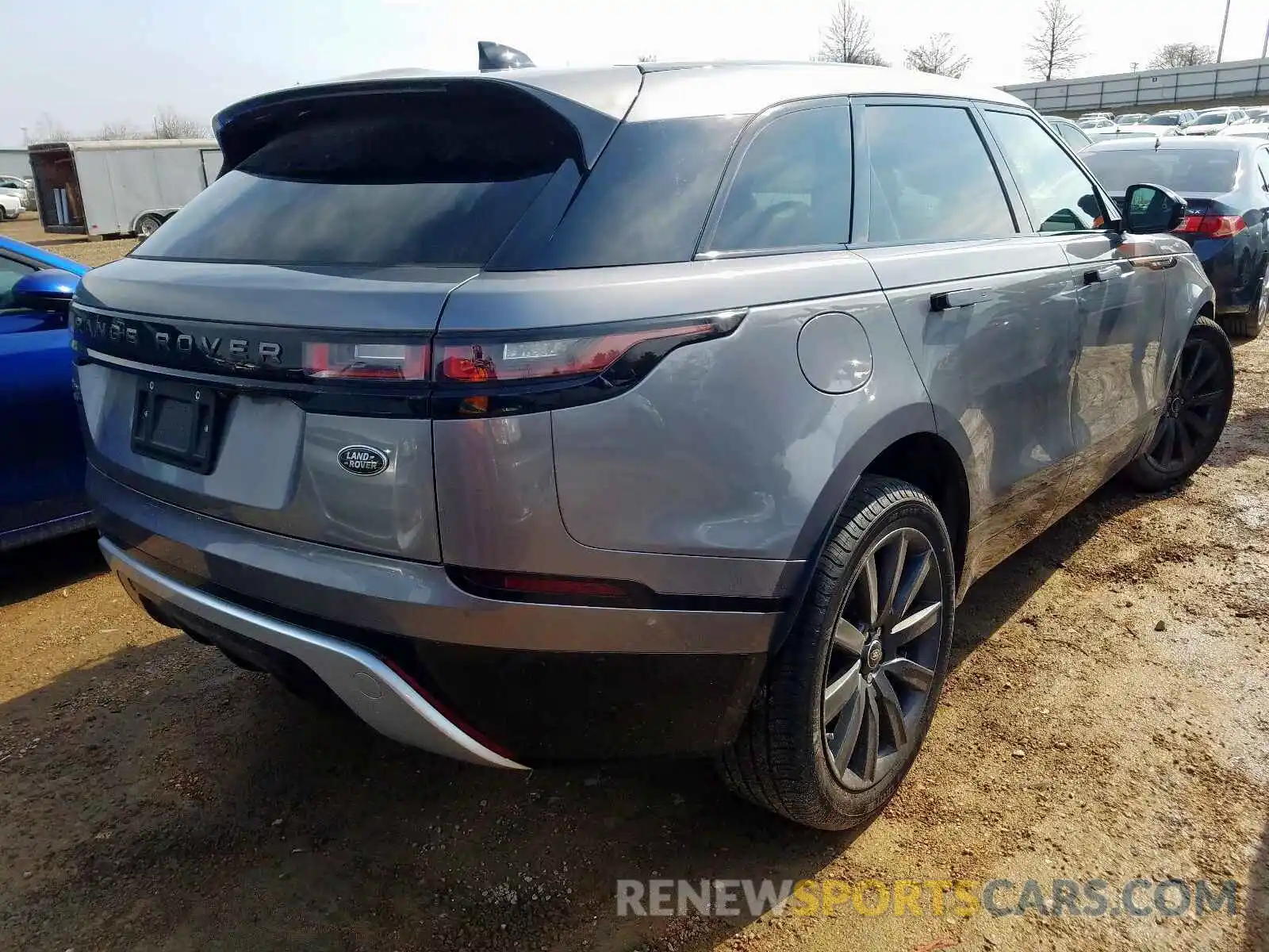 4 Photograph of a damaged car SALYK2EXXLA245670 LAND ROVER RANGEROVER 2020