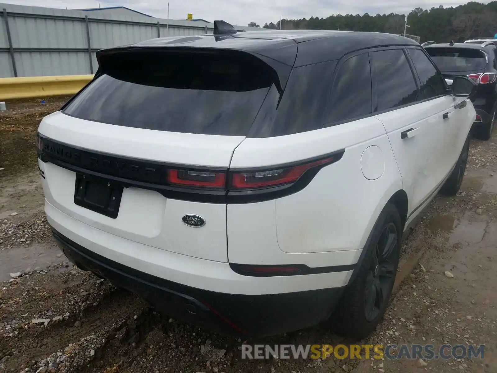 4 Photograph of a damaged car SALYK2EXXLA248827 LAND ROVER RANGEROVER 2020