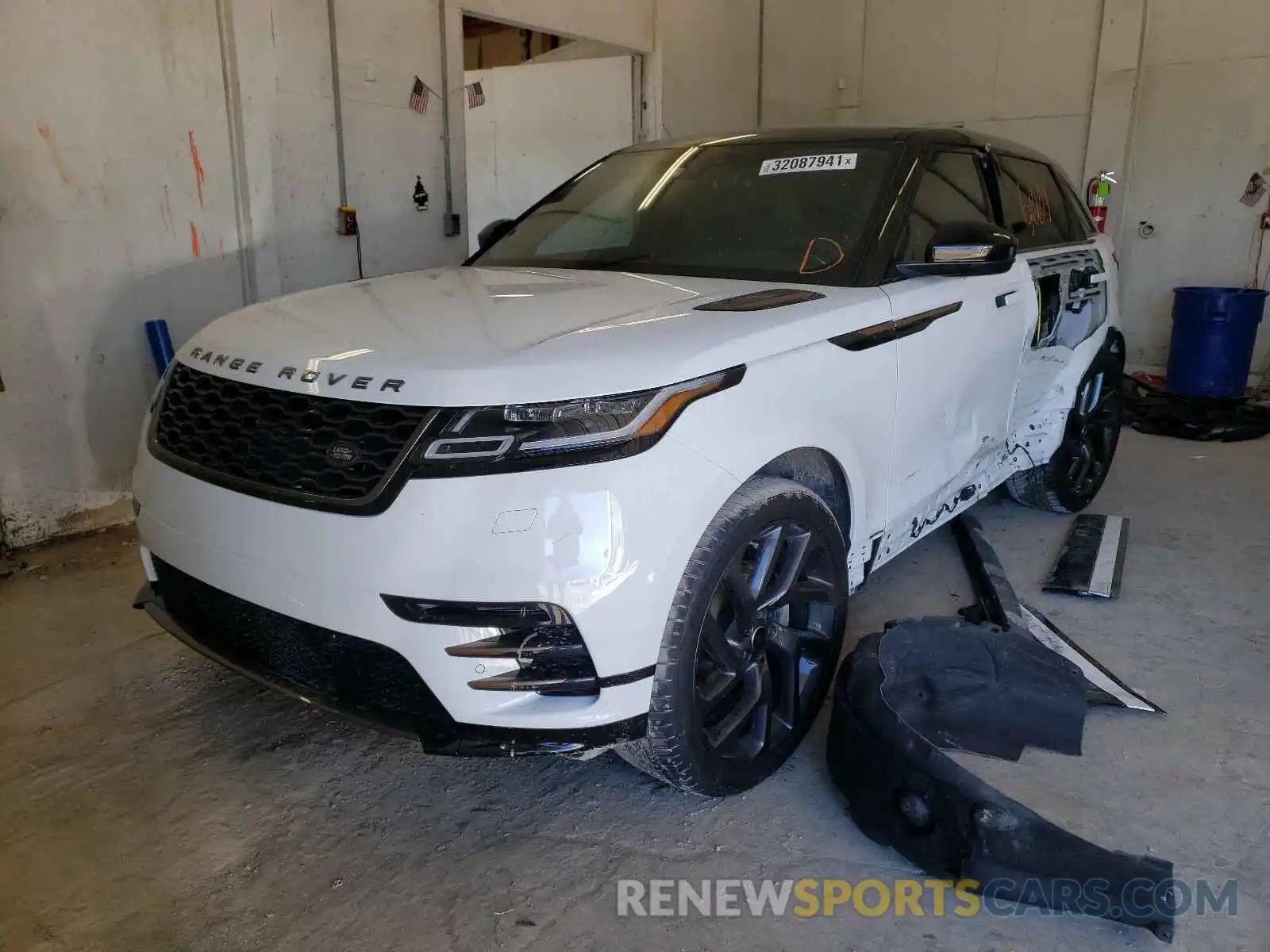 2 Photograph of a damaged car SALYK2EXXLA277342 LAND ROVER RANGEROVER 2020