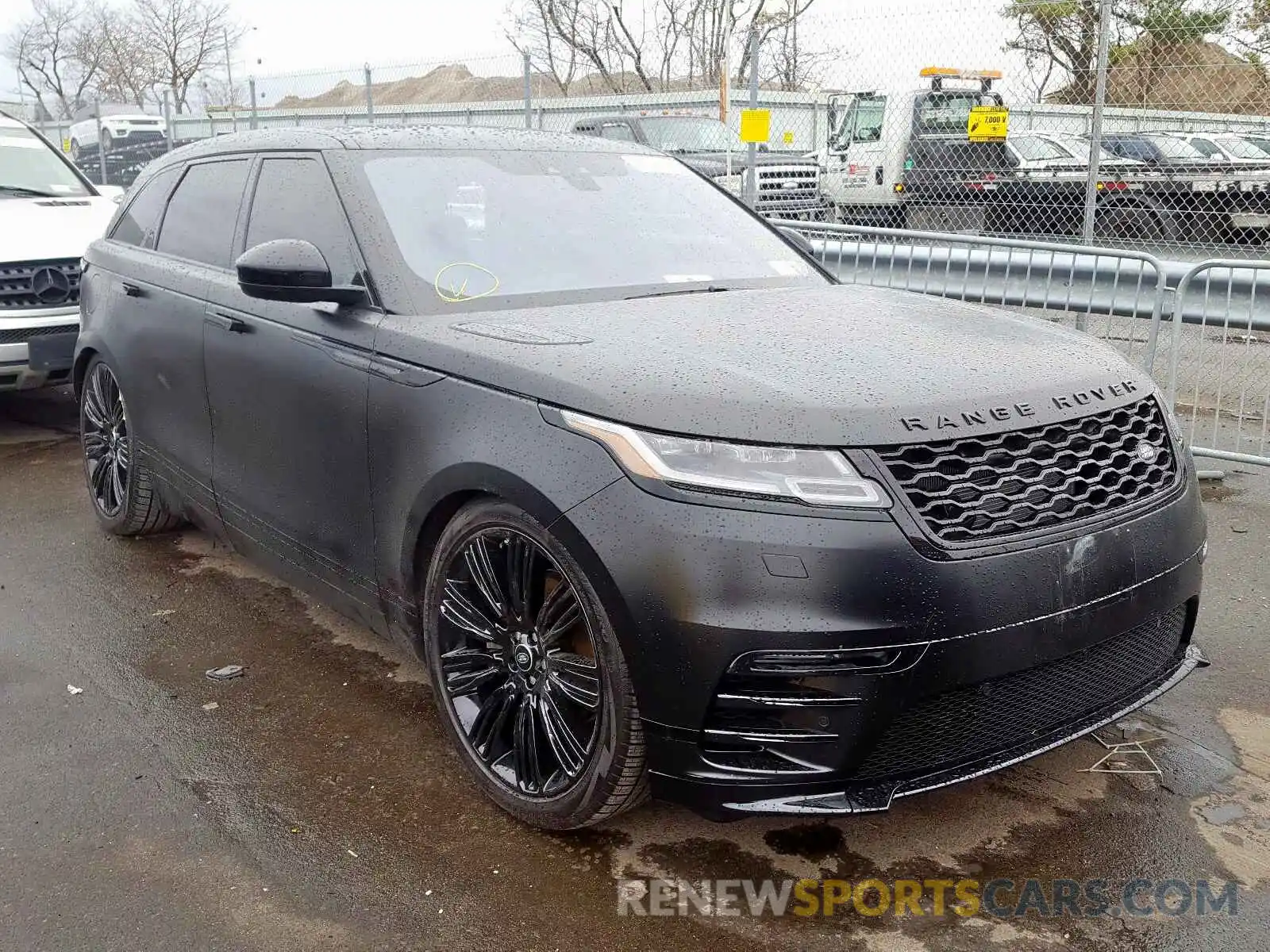 1 Photograph of a damaged car SALYK2FV0LA250759 LAND ROVER RANGEROVER 2020