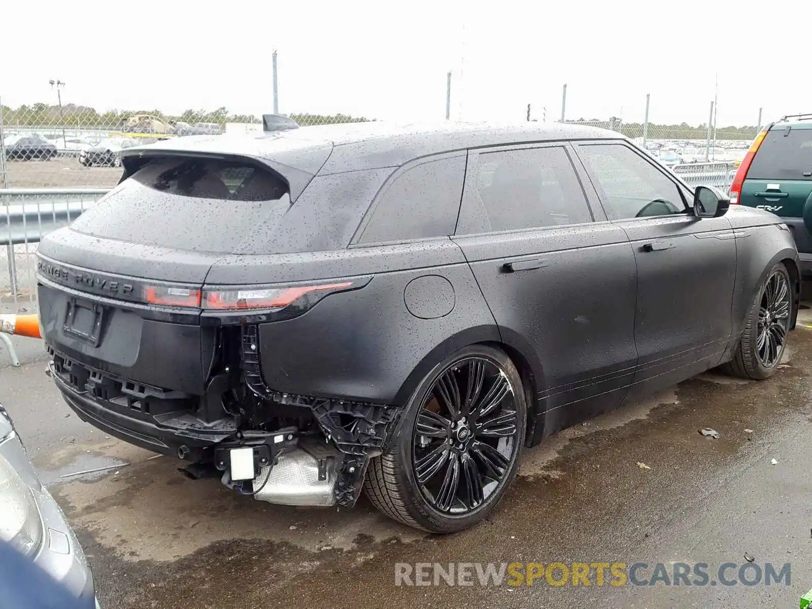 4 Photograph of a damaged car SALYK2FV0LA250759 LAND ROVER RANGEROVER 2020