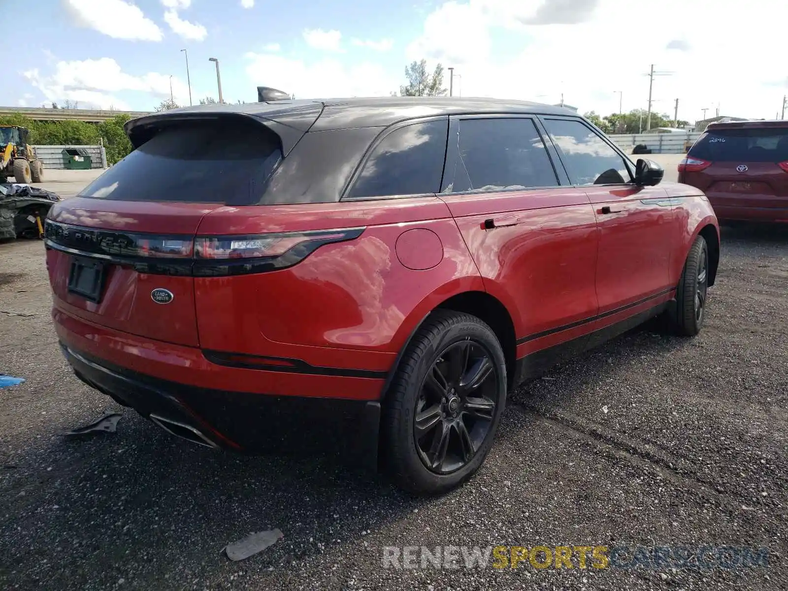 4 Photograph of a damaged car SALYK2FV3LA253669 LAND ROVER RANGEROVER 2020