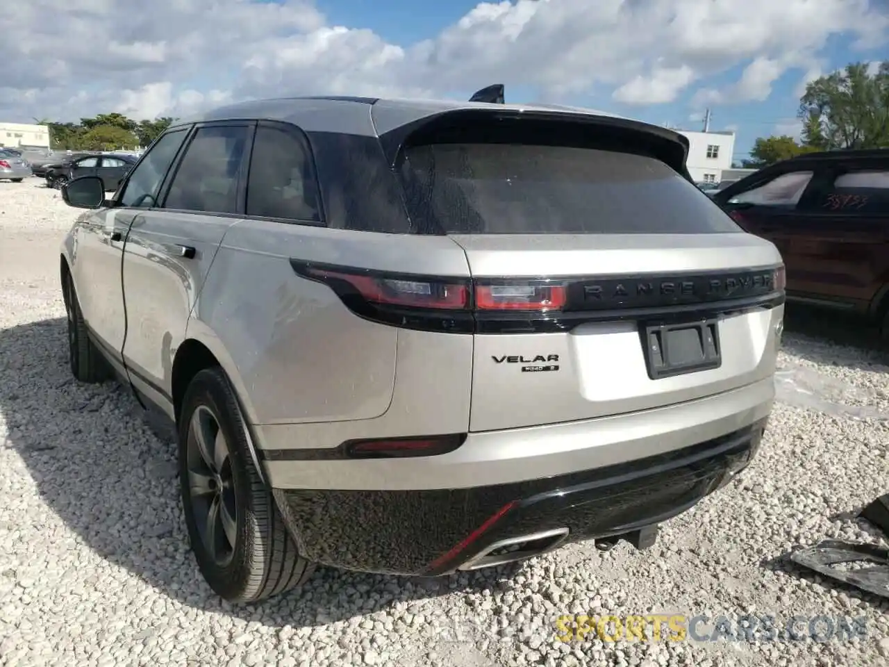 3 Photograph of a damaged car SALYK2FV4LA271839 LAND ROVER RANGEROVER 2020