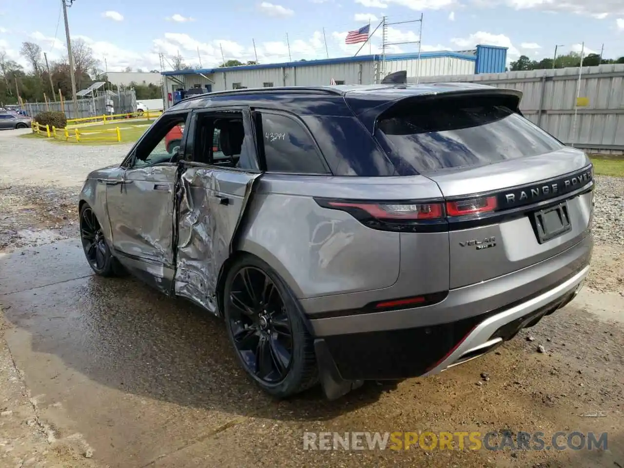 3 Фотография поврежденного автомобиля SALYK2FV7LA265002 LAND ROVER RANGEROVER 2020