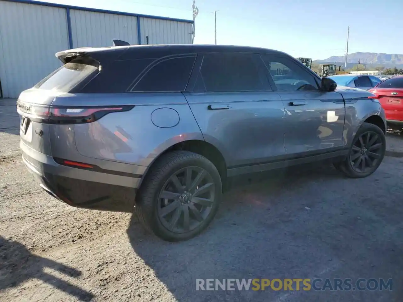 3 Photograph of a damaged car SALYM2EV0LA249154 LAND ROVER RANGEROVER 2020