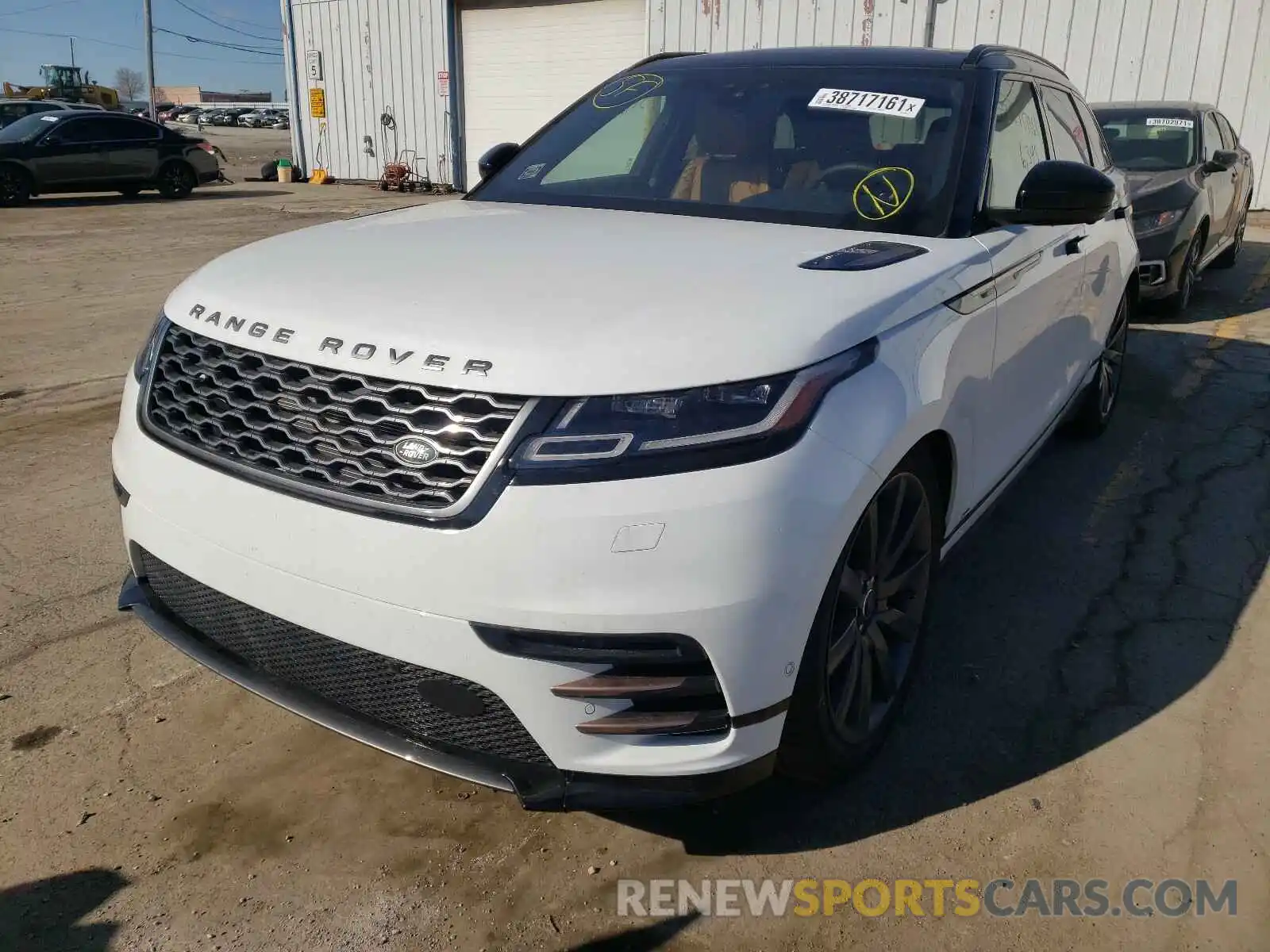 2 Photograph of a damaged car SALYM2EV0LA250272 LAND ROVER RANGEROVER 2020