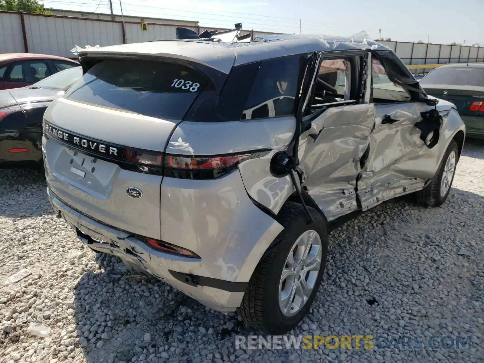 4 Photograph of a damaged car SALZJ2FX0LH018680 LAND ROVER RANGEROVER 2020