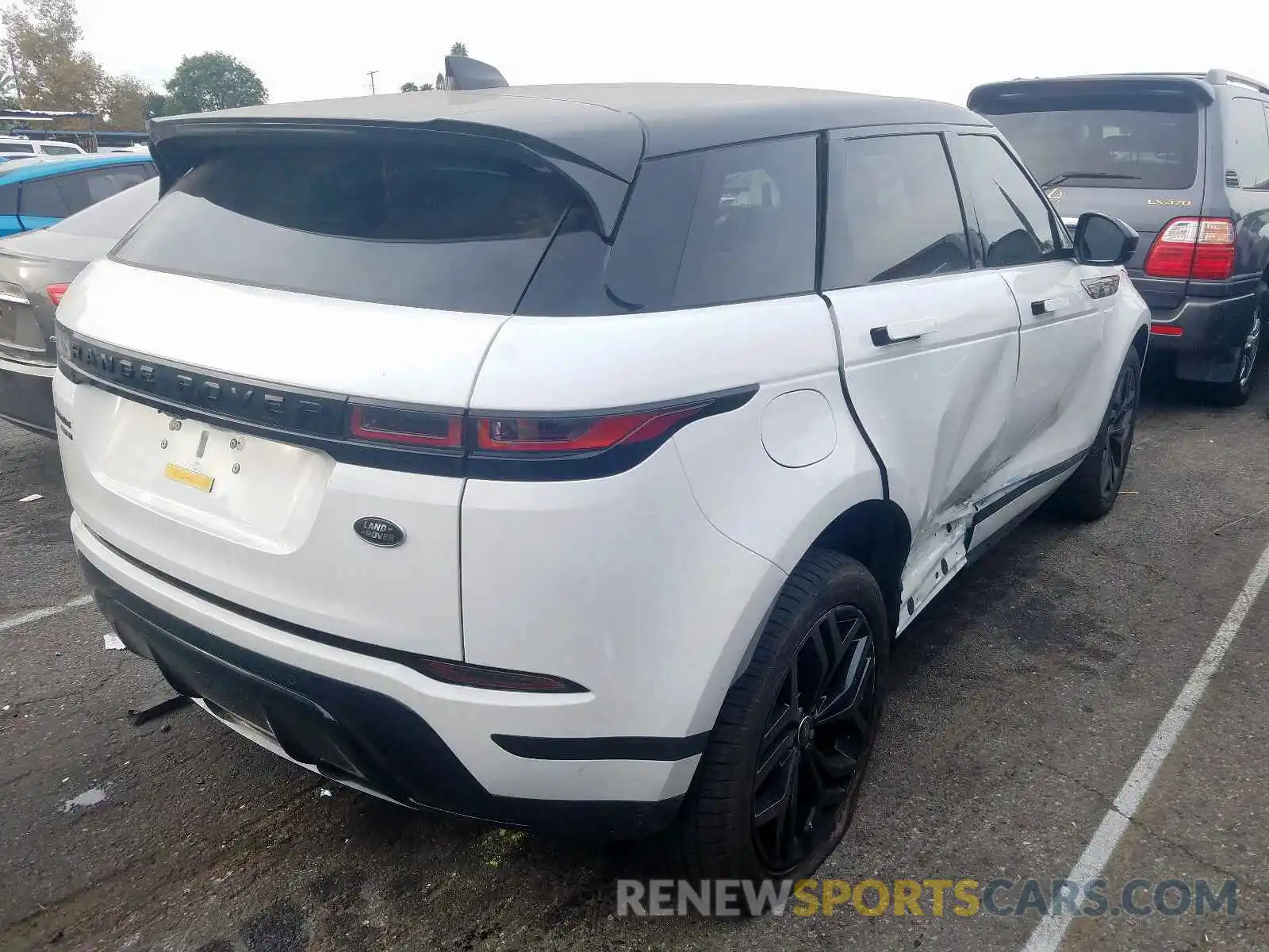 4 Photograph of a damaged car SALZJ2FX1LH039151 LAND ROVER RANGEROVER 2020