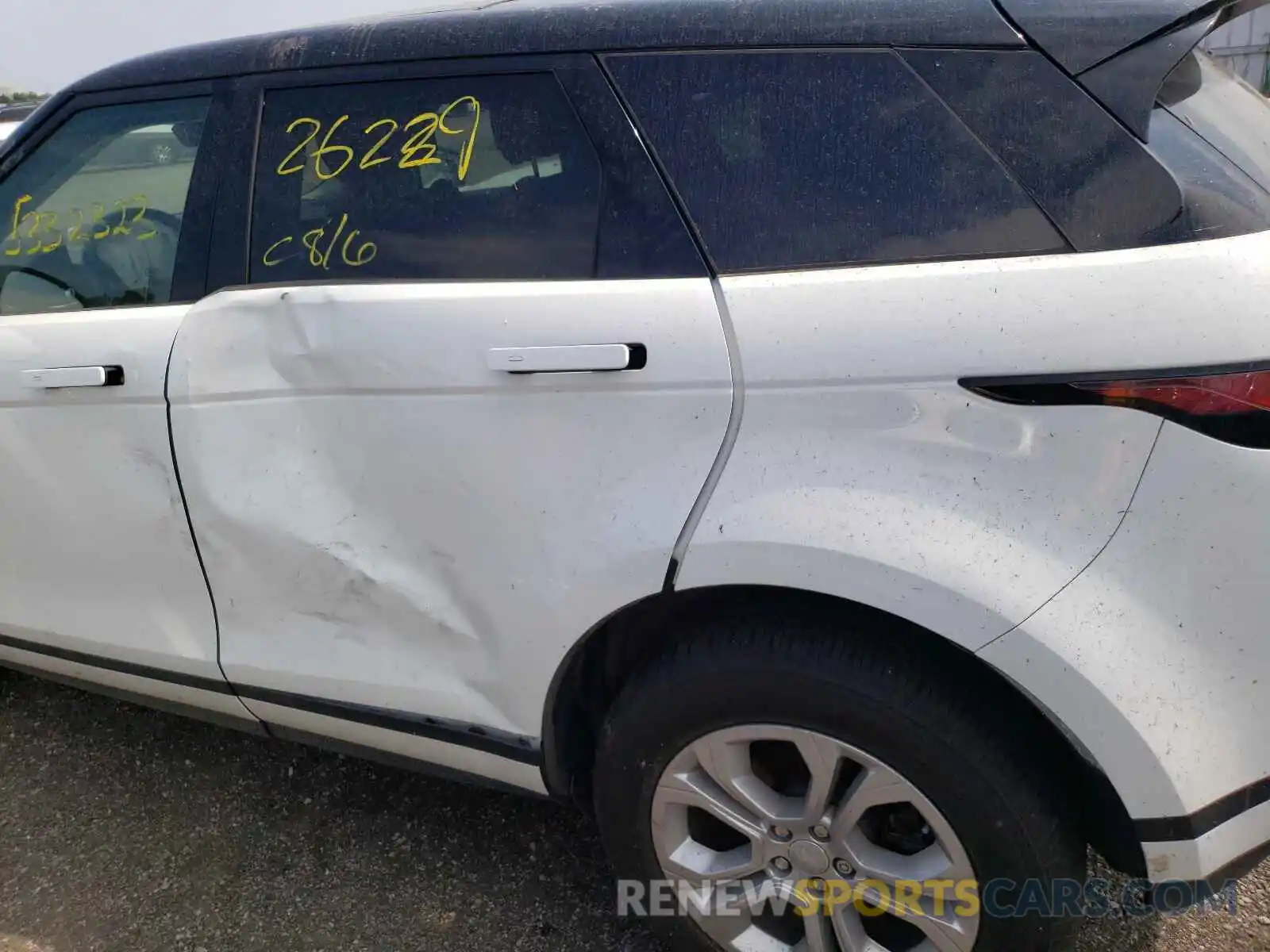 10 Photograph of a damaged car SALZJ2FX1LH055625 LAND ROVER RANGEROVER 2020