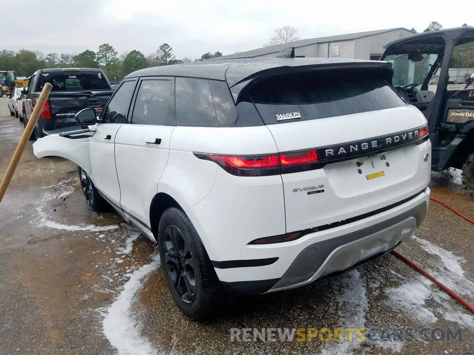 3 Photograph of a damaged car SALZJ2FX2LH005591 LAND ROVER RANGEROVER 2020