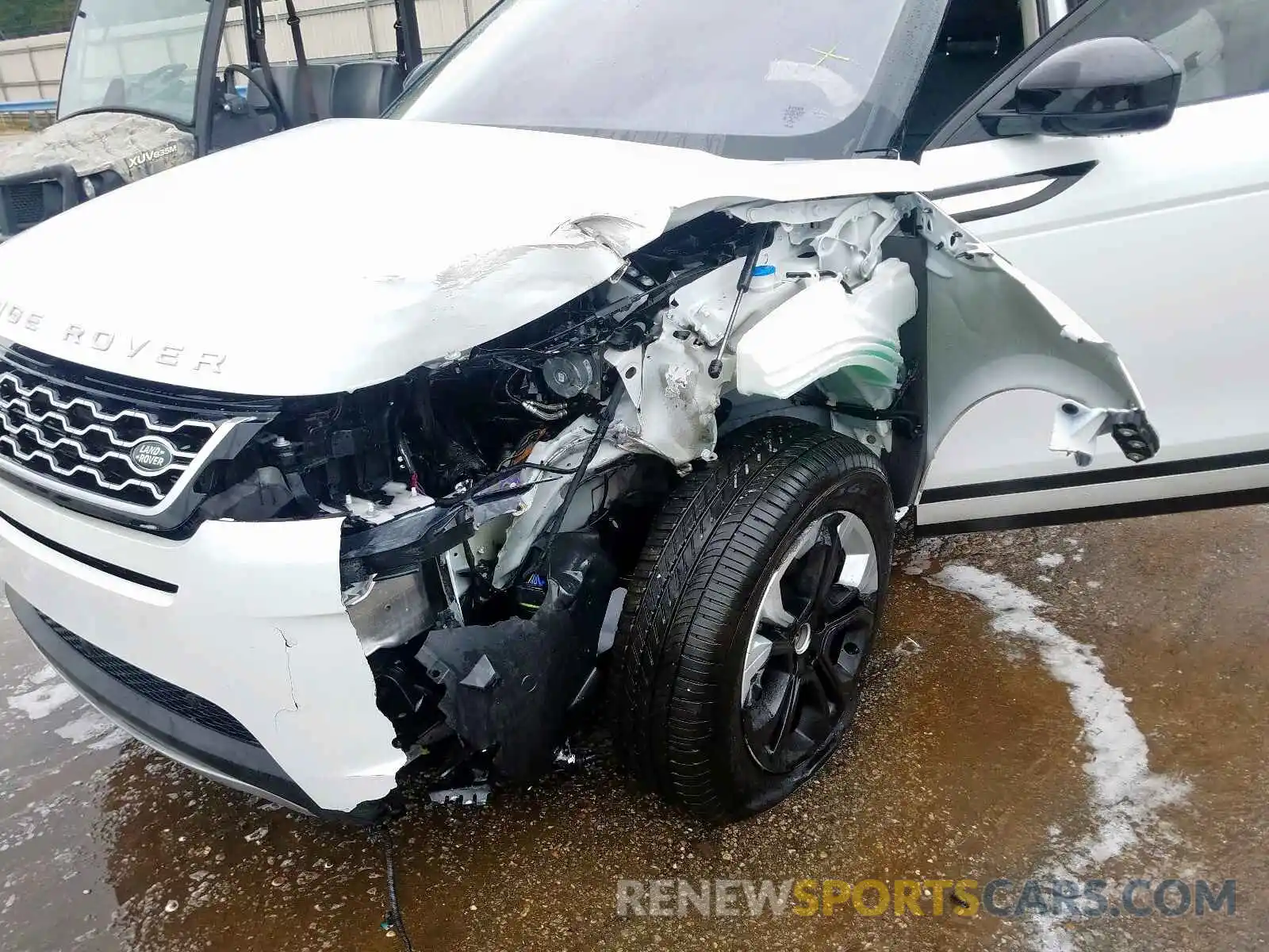 9 Photograph of a damaged car SALZJ2FX2LH005591 LAND ROVER RANGEROVER 2020