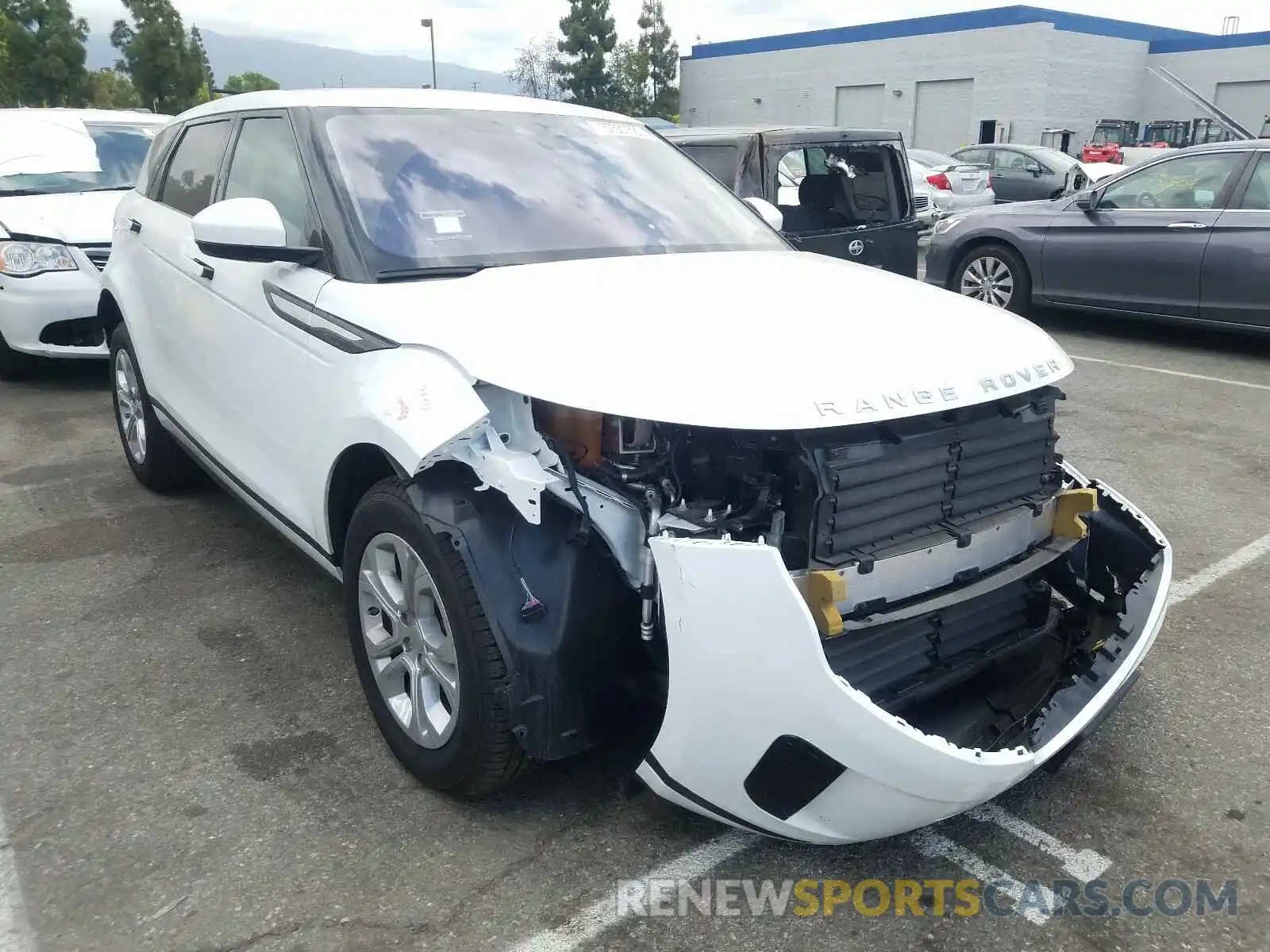 1 Photograph of a damaged car SALZJ2FX2LH028109 LAND ROVER RANGEROVER 2020