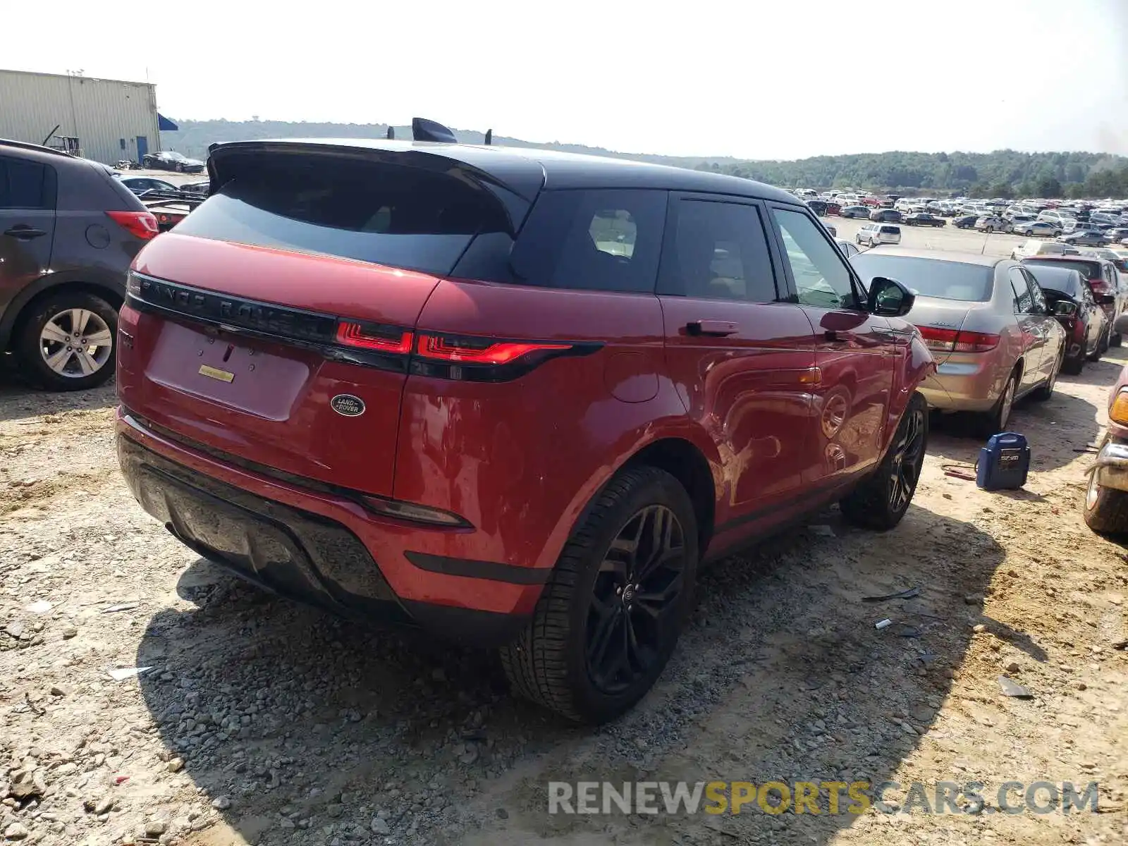 4 Photograph of a damaged car SALZJ2FX2LH070442 LAND ROVER RANGEROVER 2020