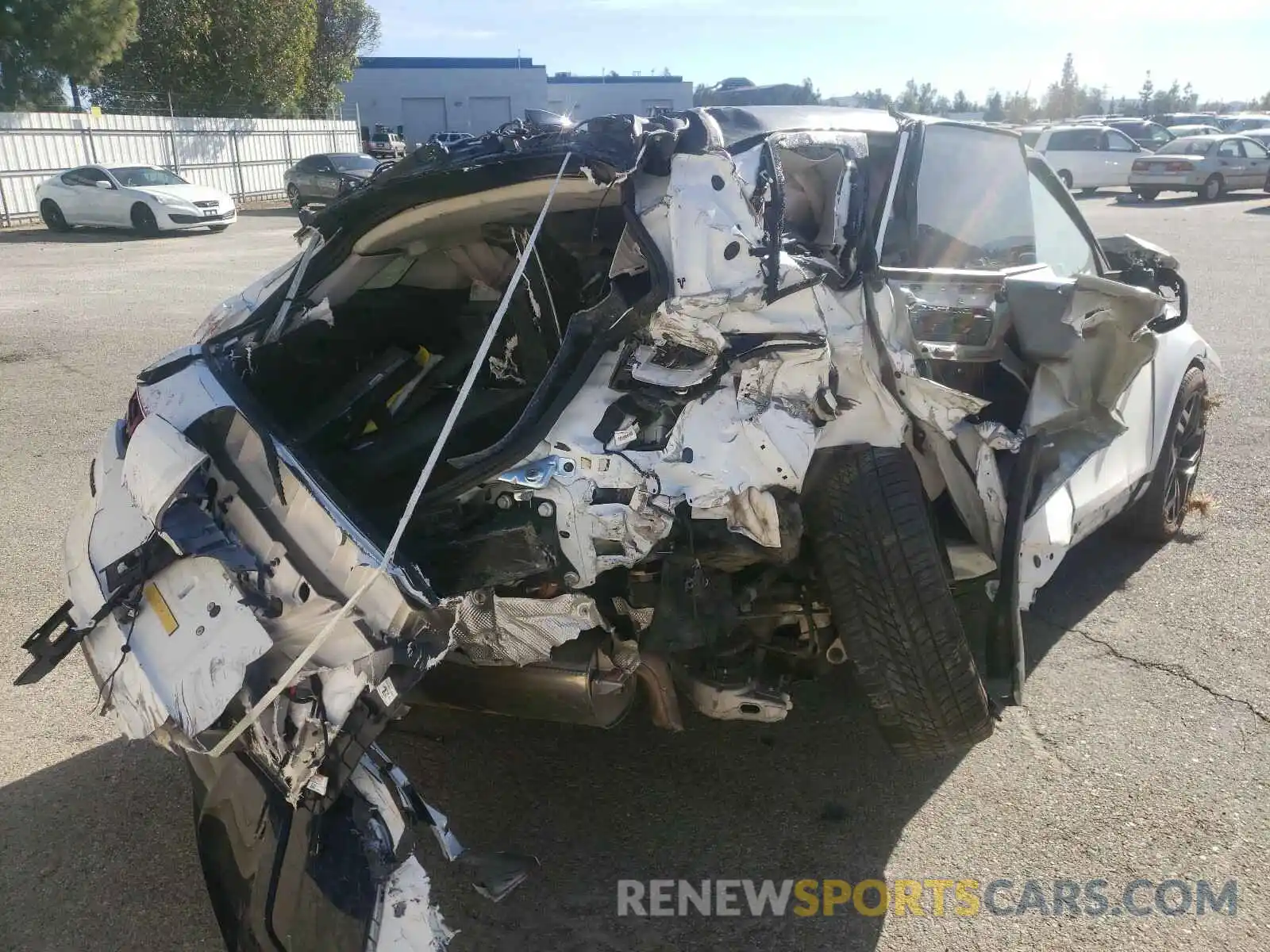 4 Photograph of a damaged car SALZJ2FX4LH026247 LAND ROVER RANGEROVER 2020