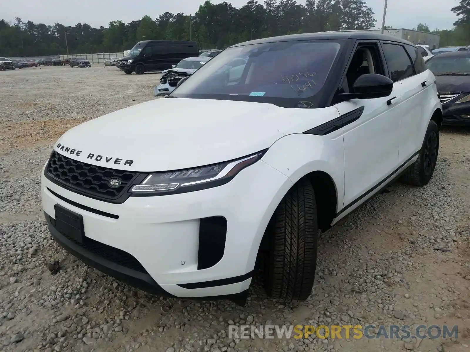 2 Photograph of a damaged car SALZJ2FX5LH004967 LAND ROVER RANGEROVER 2020