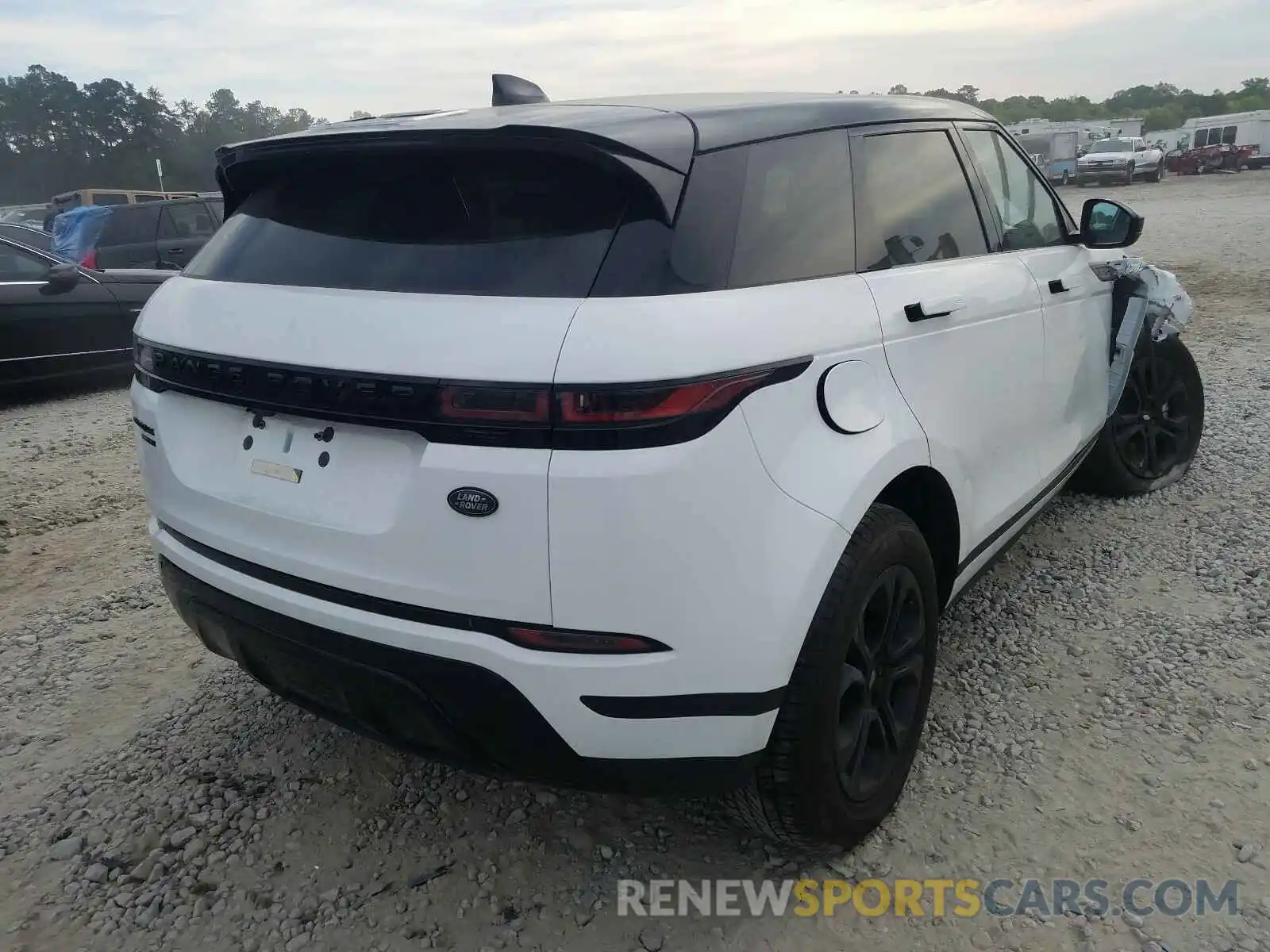 4 Photograph of a damaged car SALZJ2FX5LH004967 LAND ROVER RANGEROVER 2020