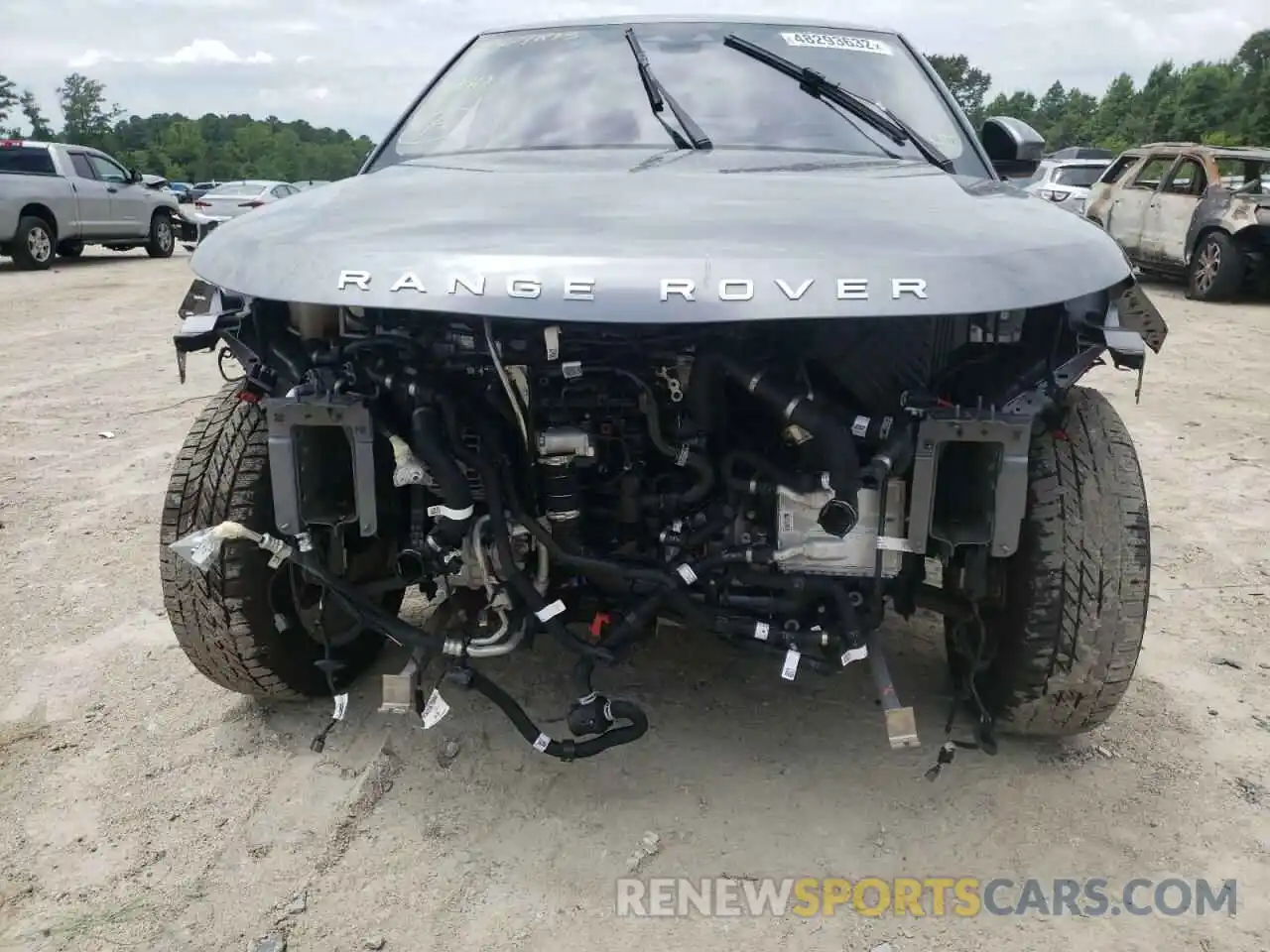 9 Photograph of a damaged car SALZJ2FX6LH069813 LAND ROVER RANGEROVER 2020