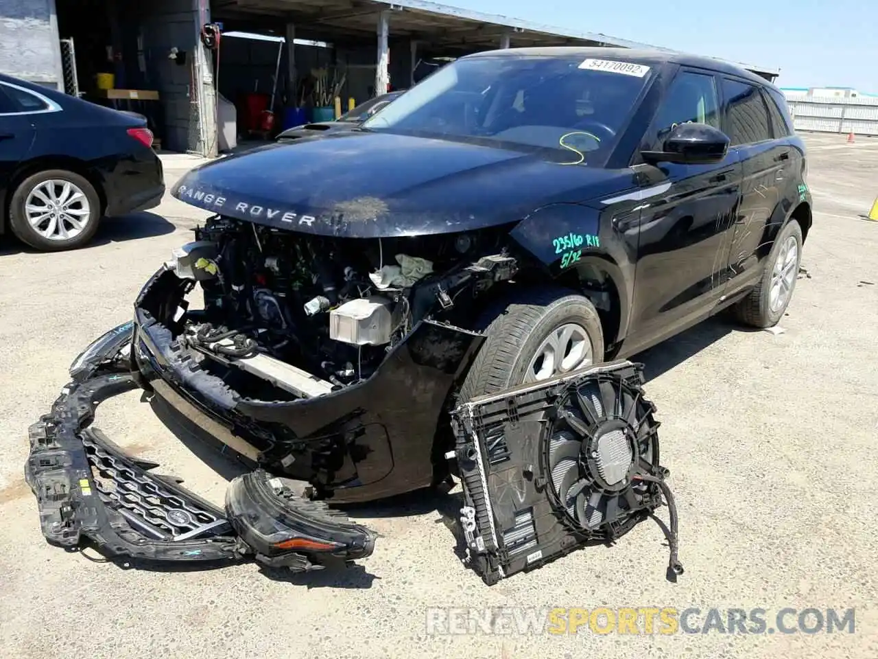 2 Photograph of a damaged car SALZJ2FX7LH069660 LAND ROVER RANGEROVER 2020