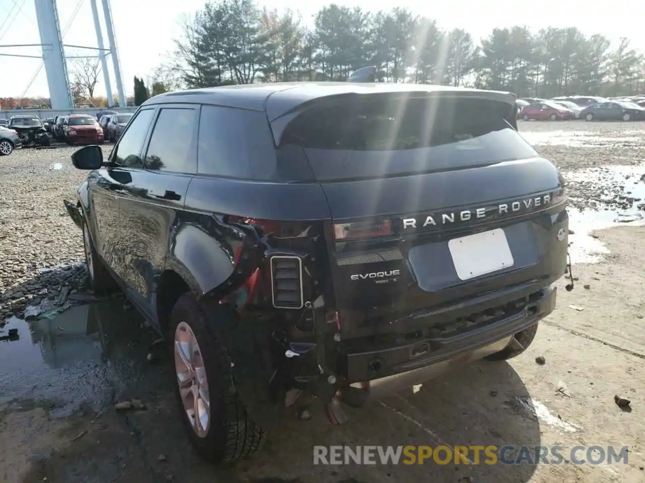 3 Photograph of a damaged car SALZJ2FX8LH047392 LAND ROVER RANGEROVER 2020