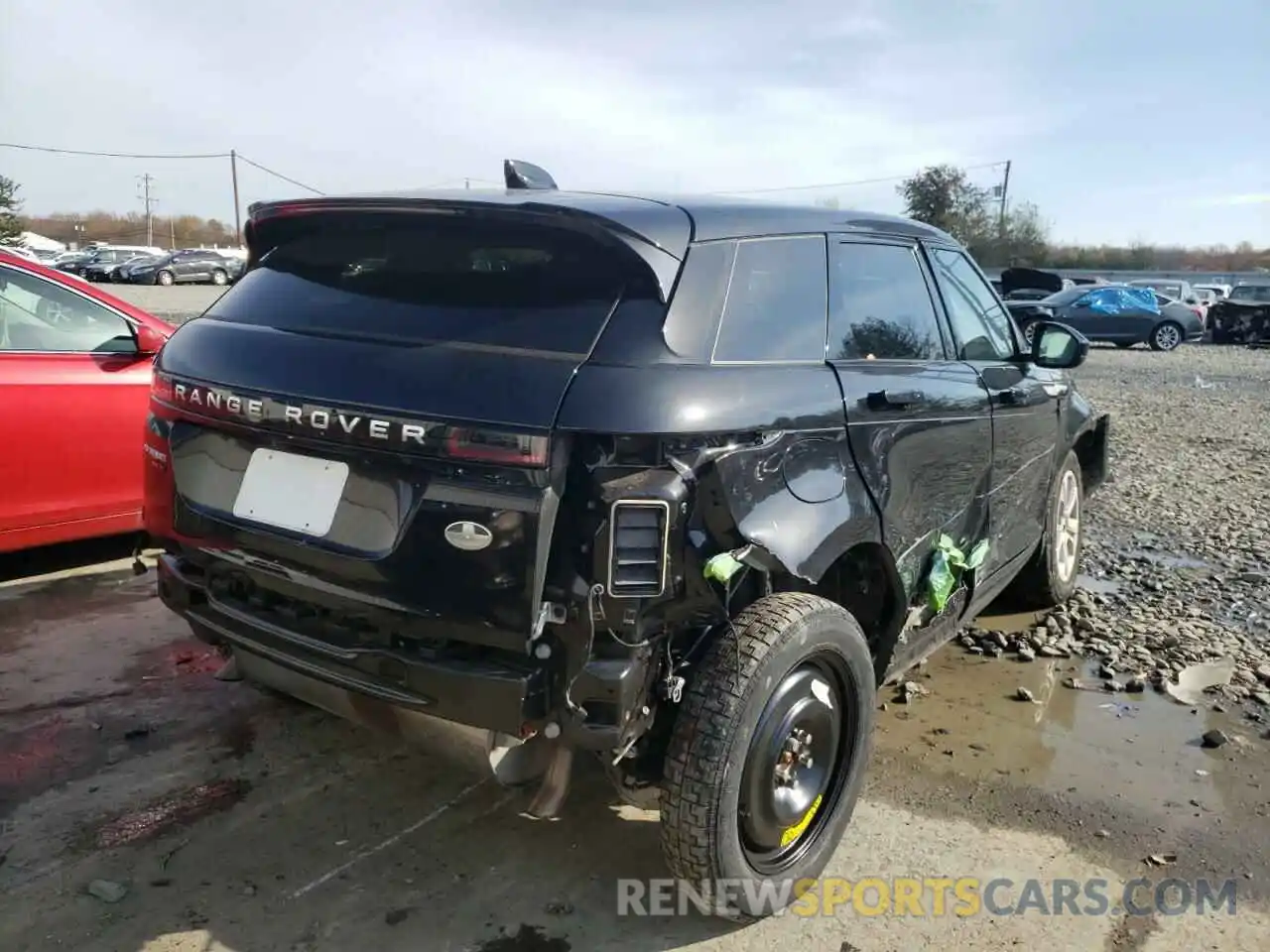 4 Photograph of a damaged car SALZJ2FX8LH047392 LAND ROVER RANGEROVER 2020