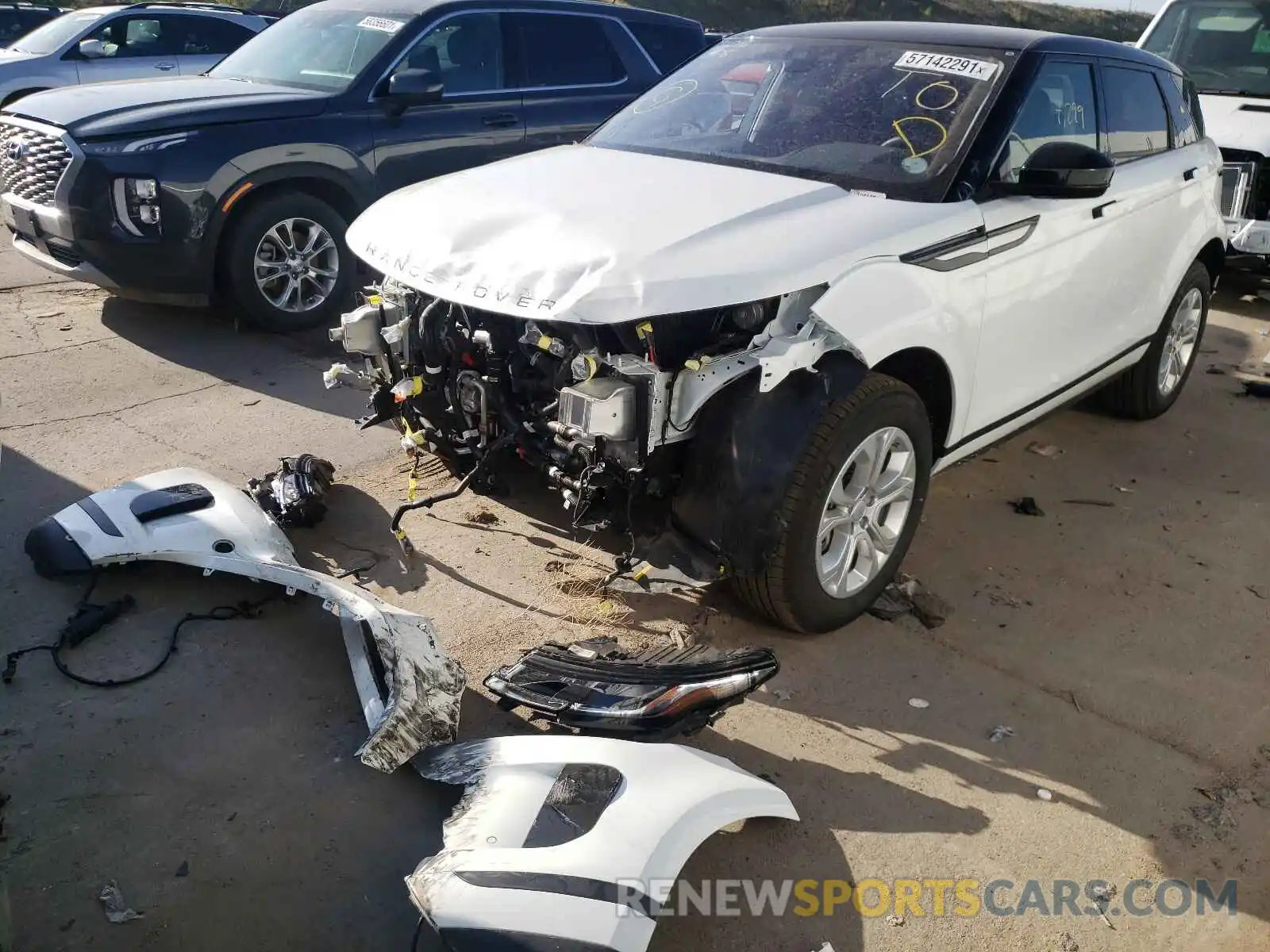 2 Photograph of a damaged car SALZJ2FX8LH106182 LAND ROVER RANGEROVER 2020